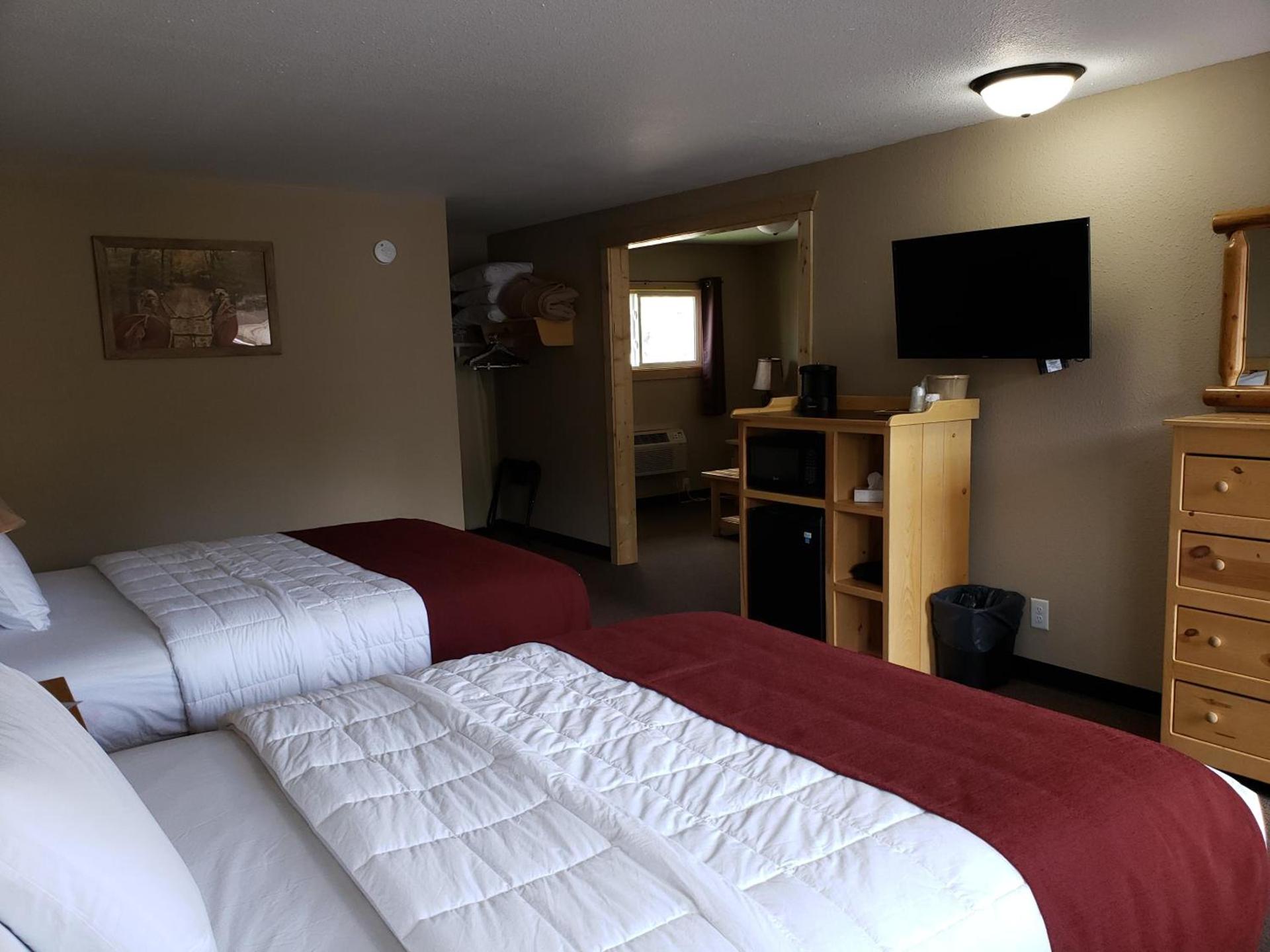 Woodside Dells Hotel & Suites photo 17