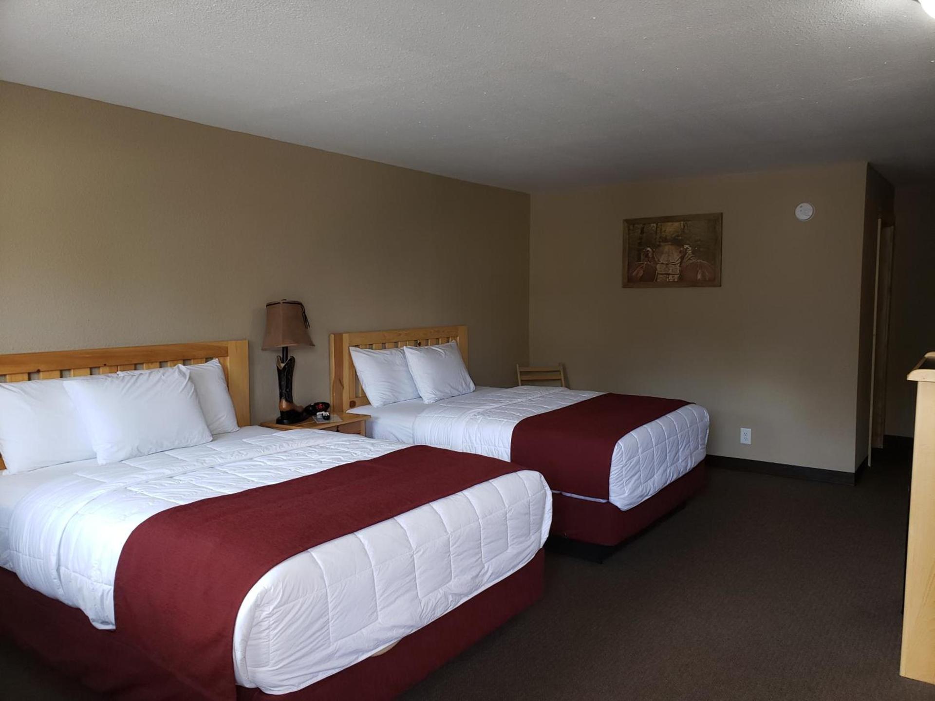 Woodside Dells Hotel & Suites photo 61