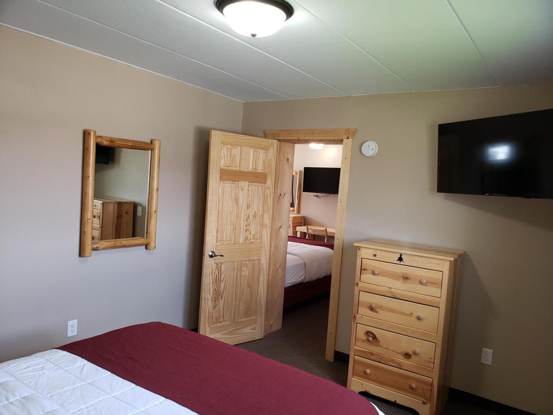 Woodside Dells Hotel & Suites photo 23