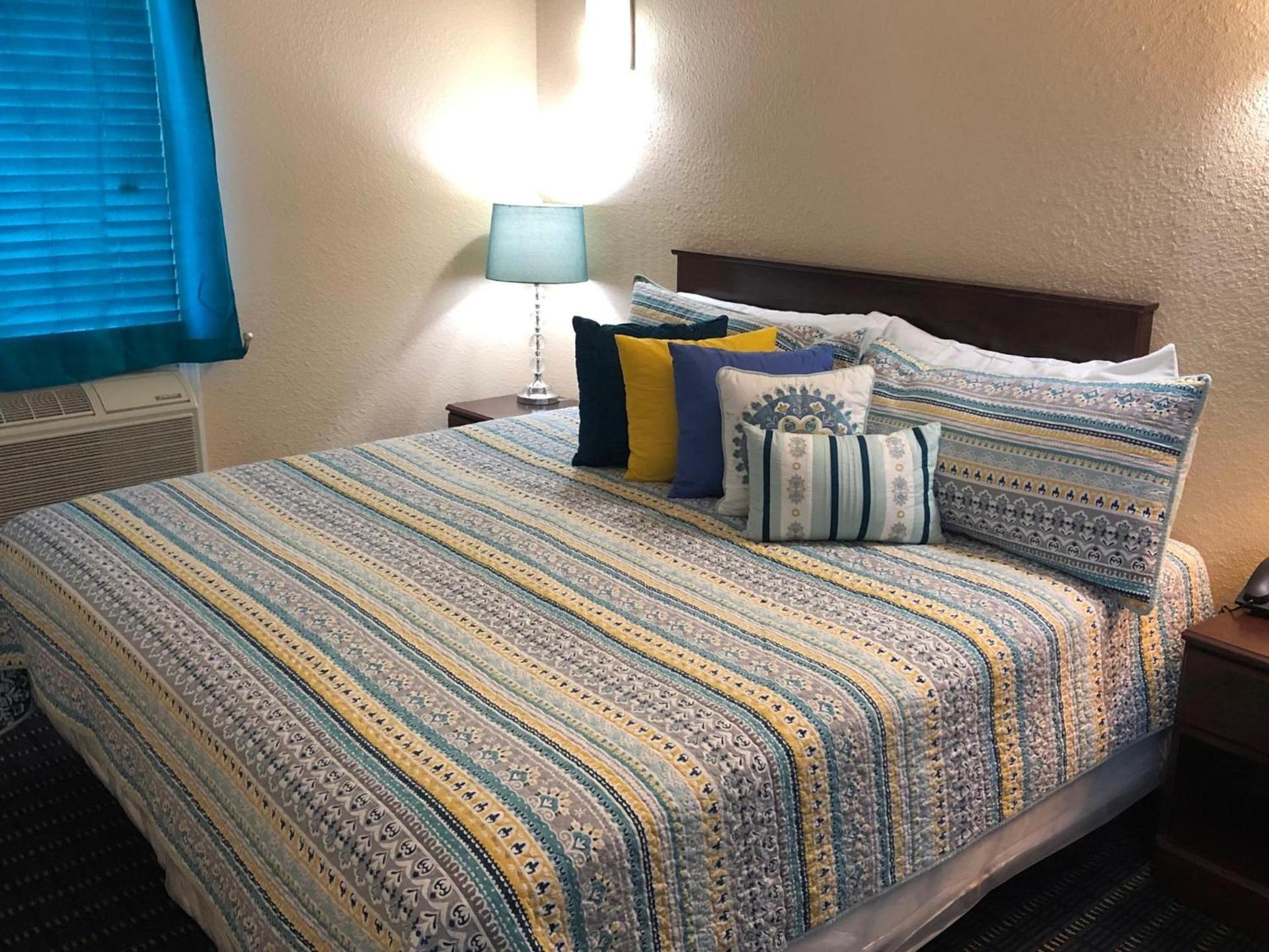 Athens Hotel & Suites photo 4