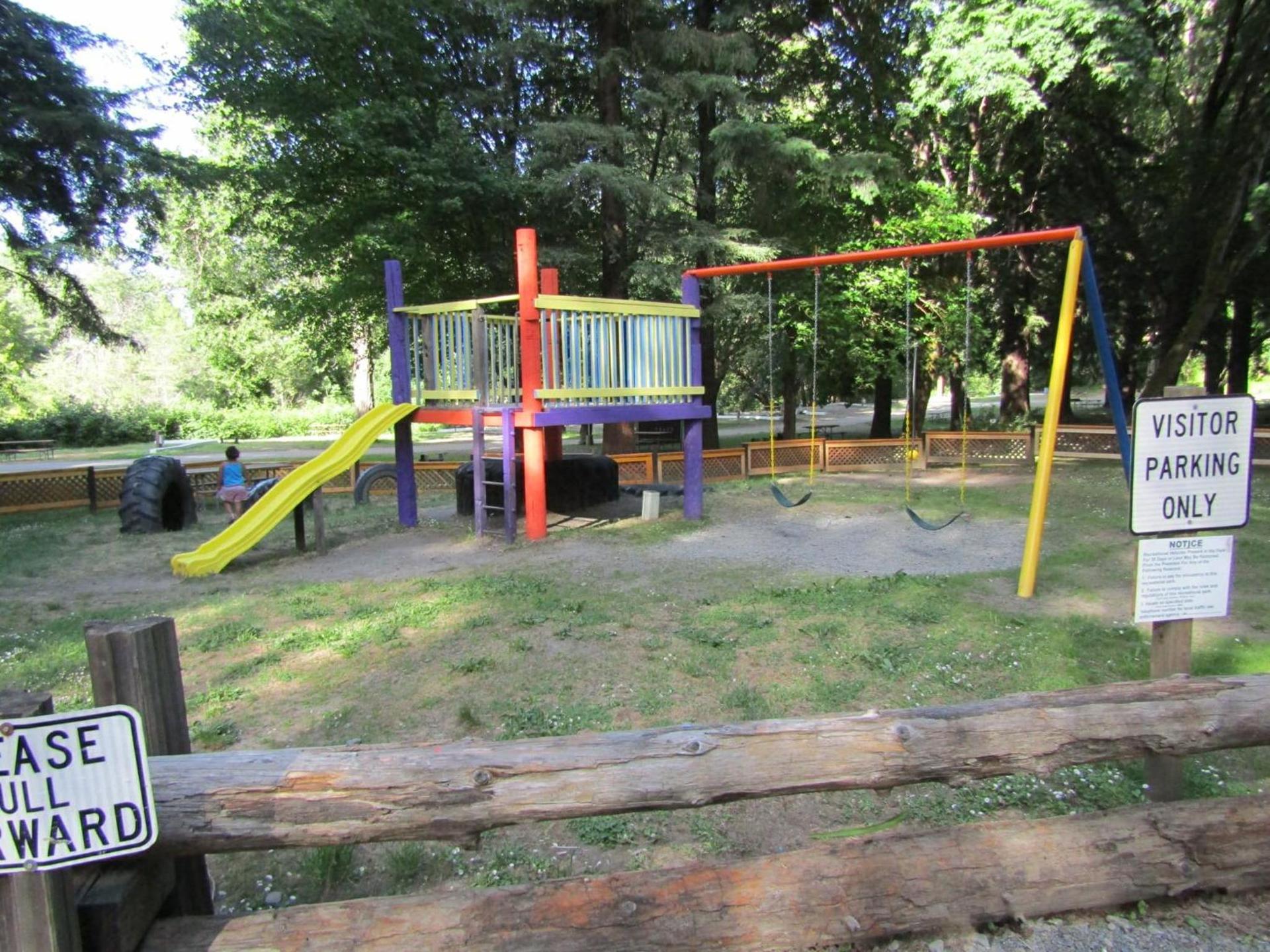 Dean Creek Resort photo 10