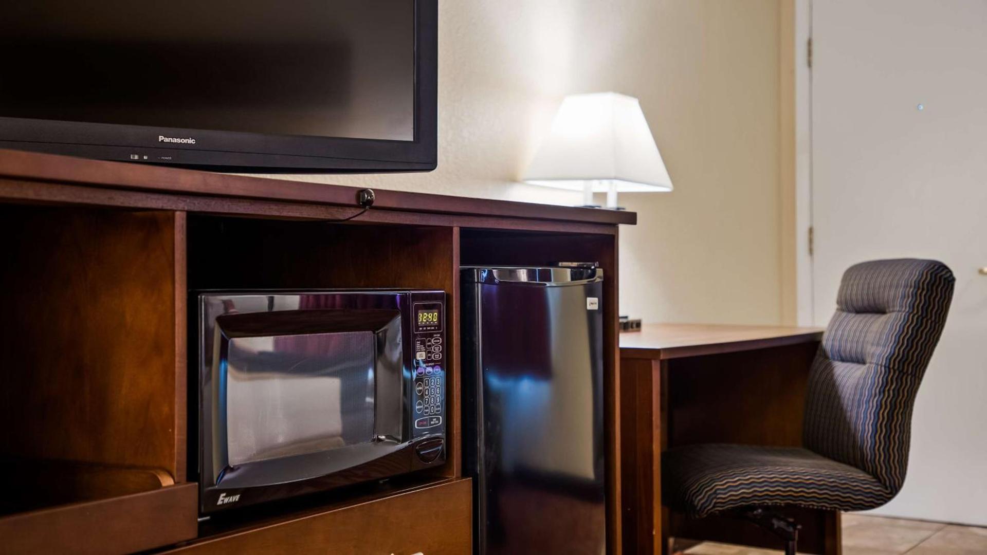 Best Western Pine Springs Inn photo 18