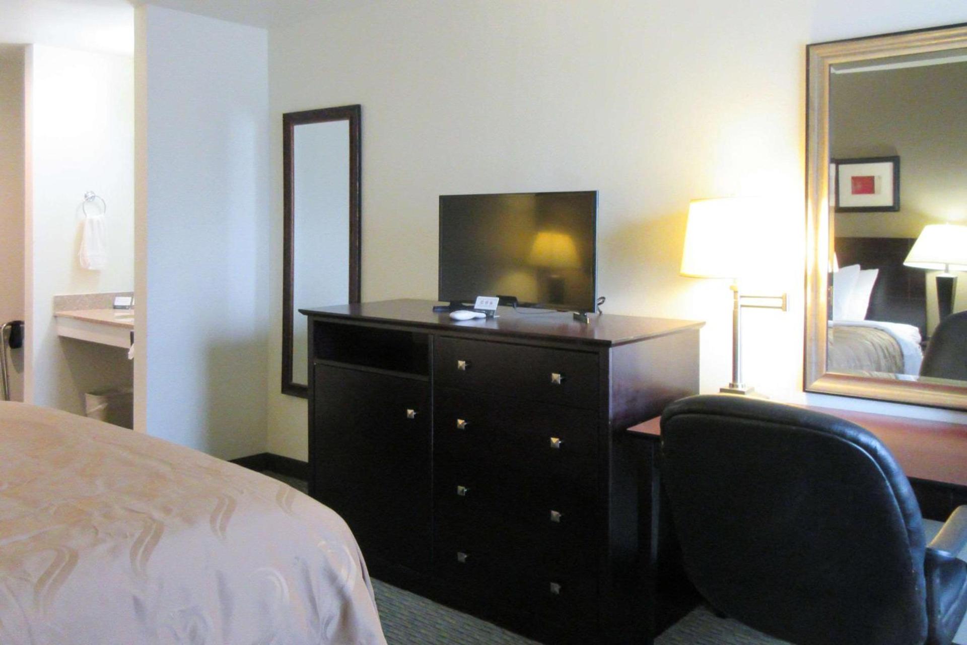 Quality Inn Longmont photo 5