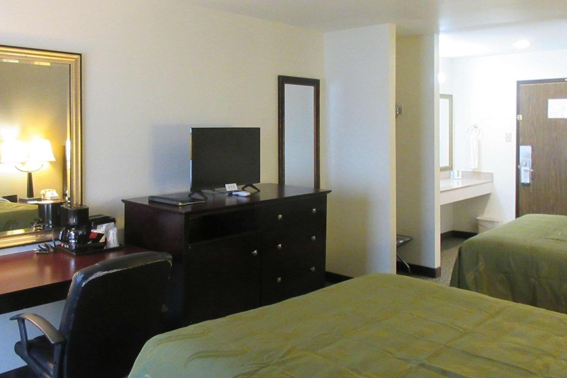 Quality Inn Longmont photo 7