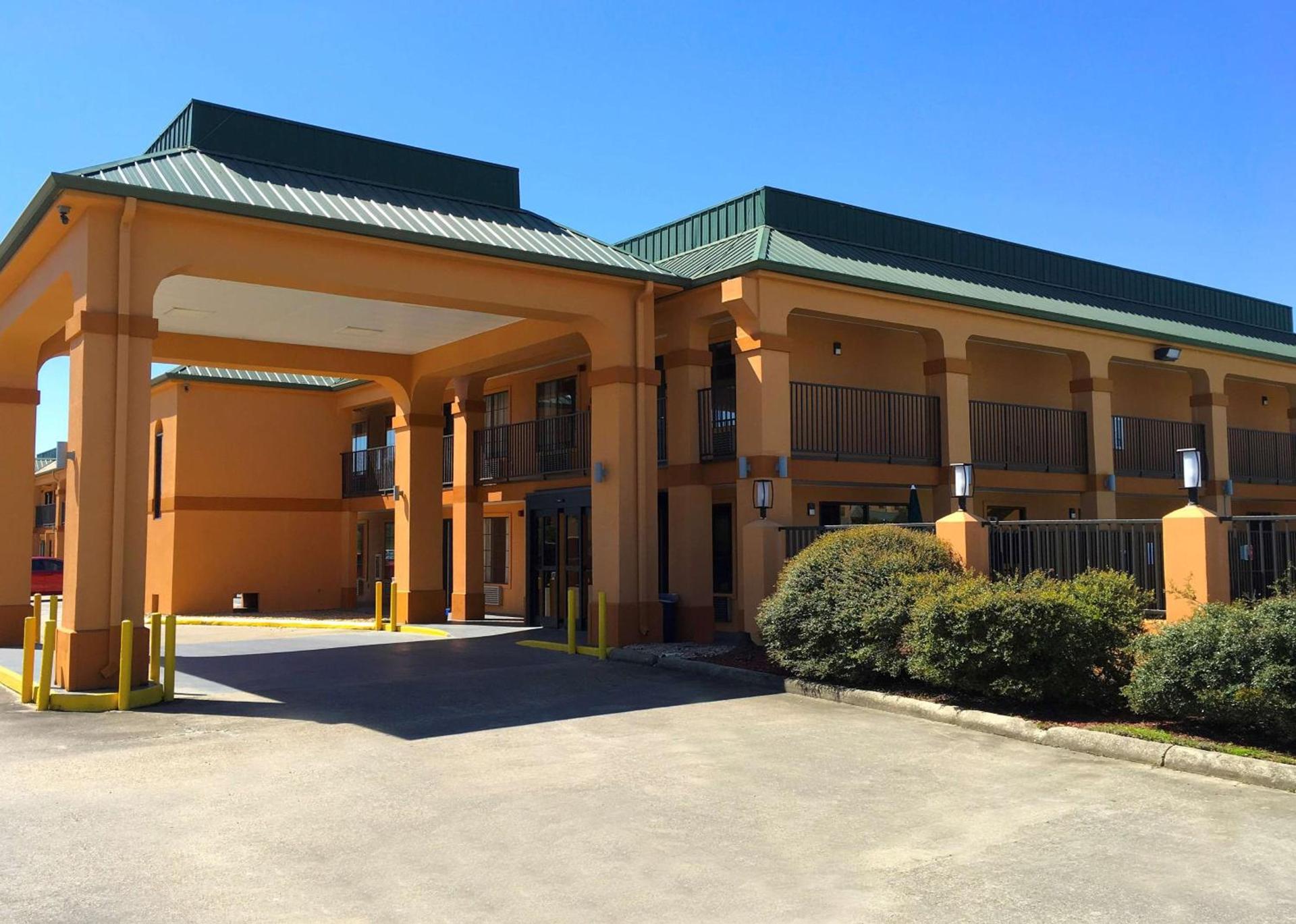 Americas Best Value Inn Denham Springs photo 6