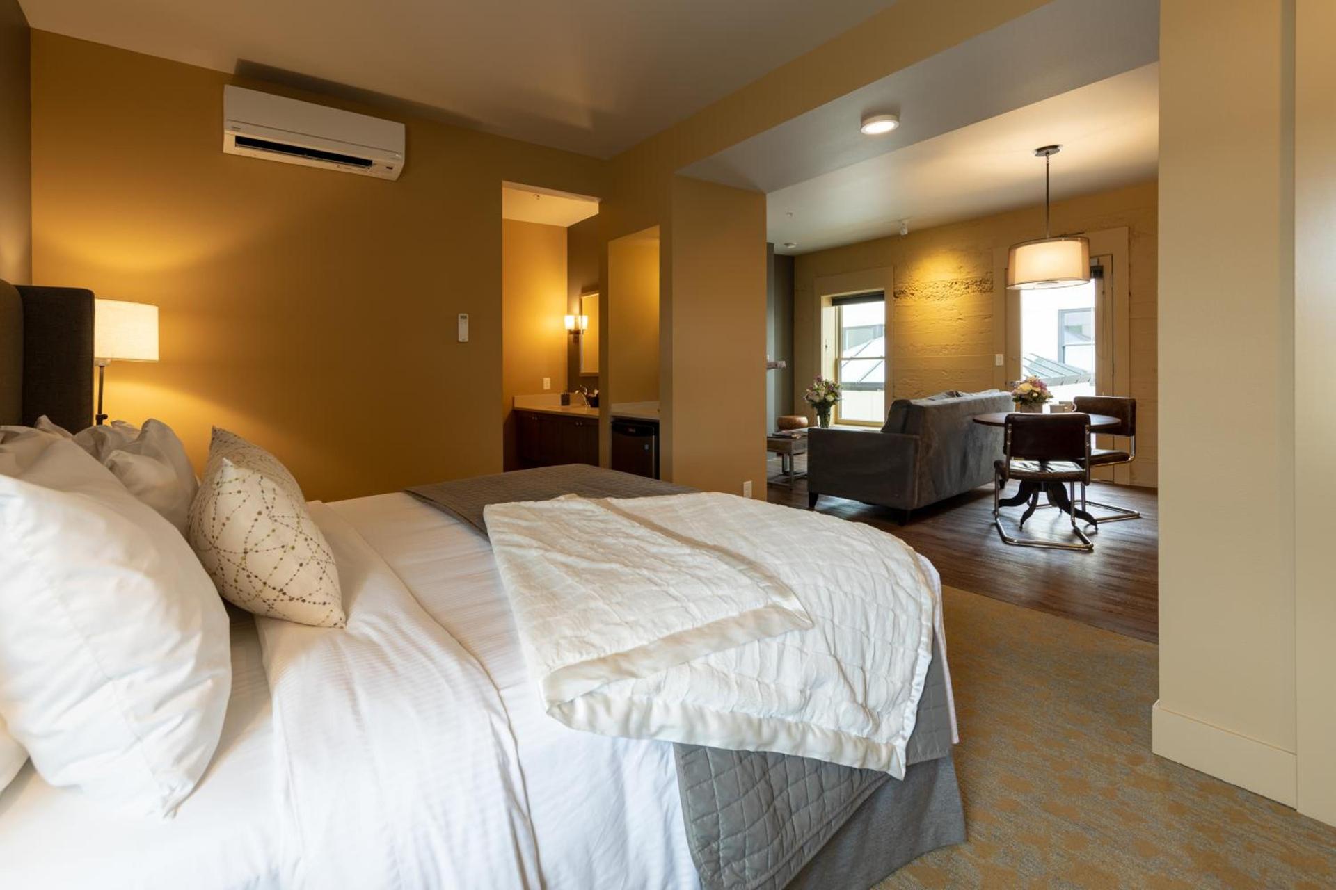Inn at Lynden photo 21