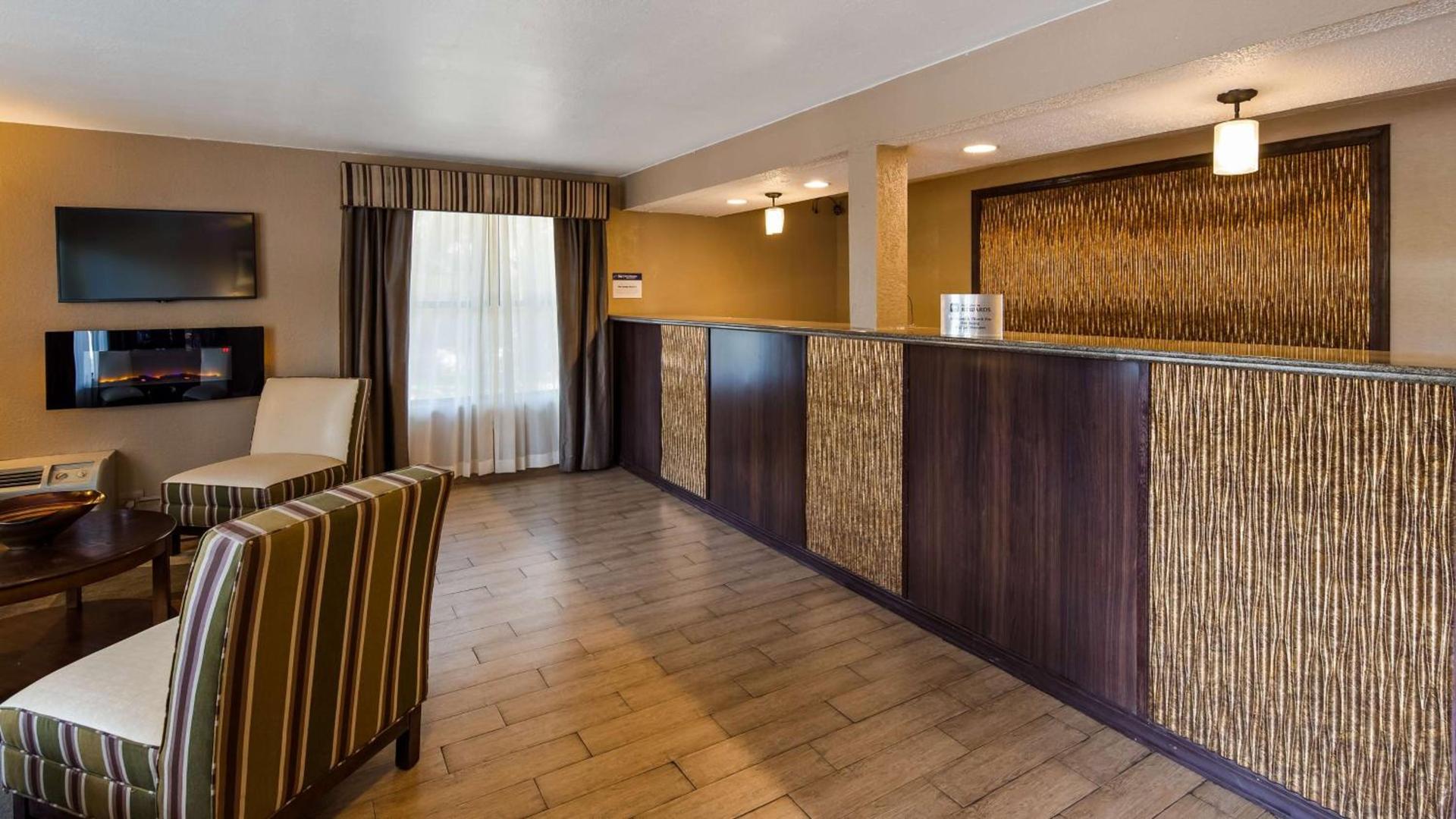 Best Western Pine Springs Inn photo 3
