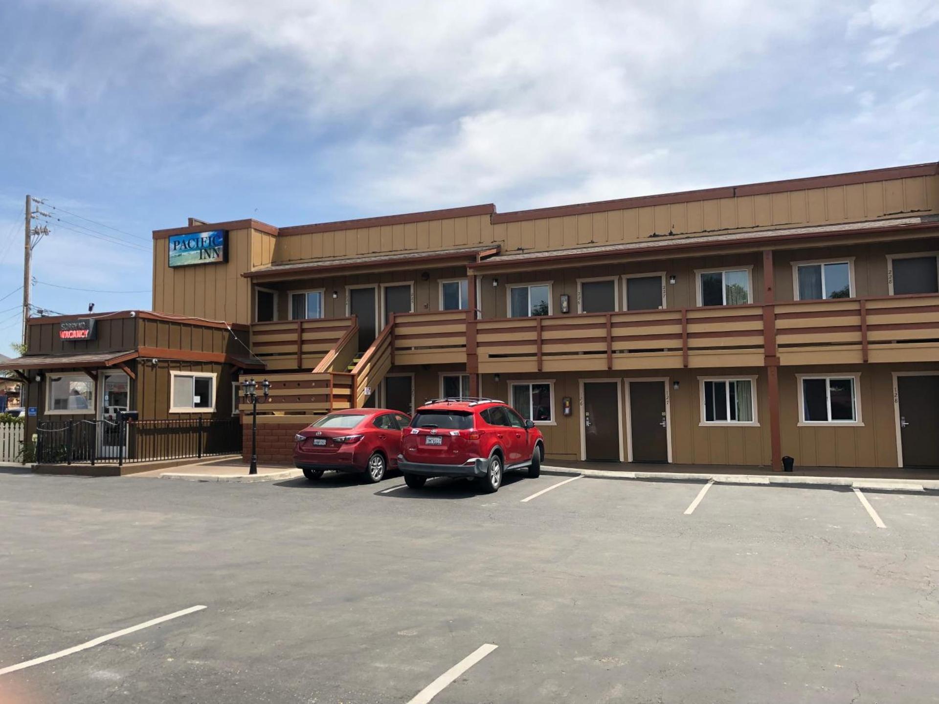 Pacific Inn photo 14
