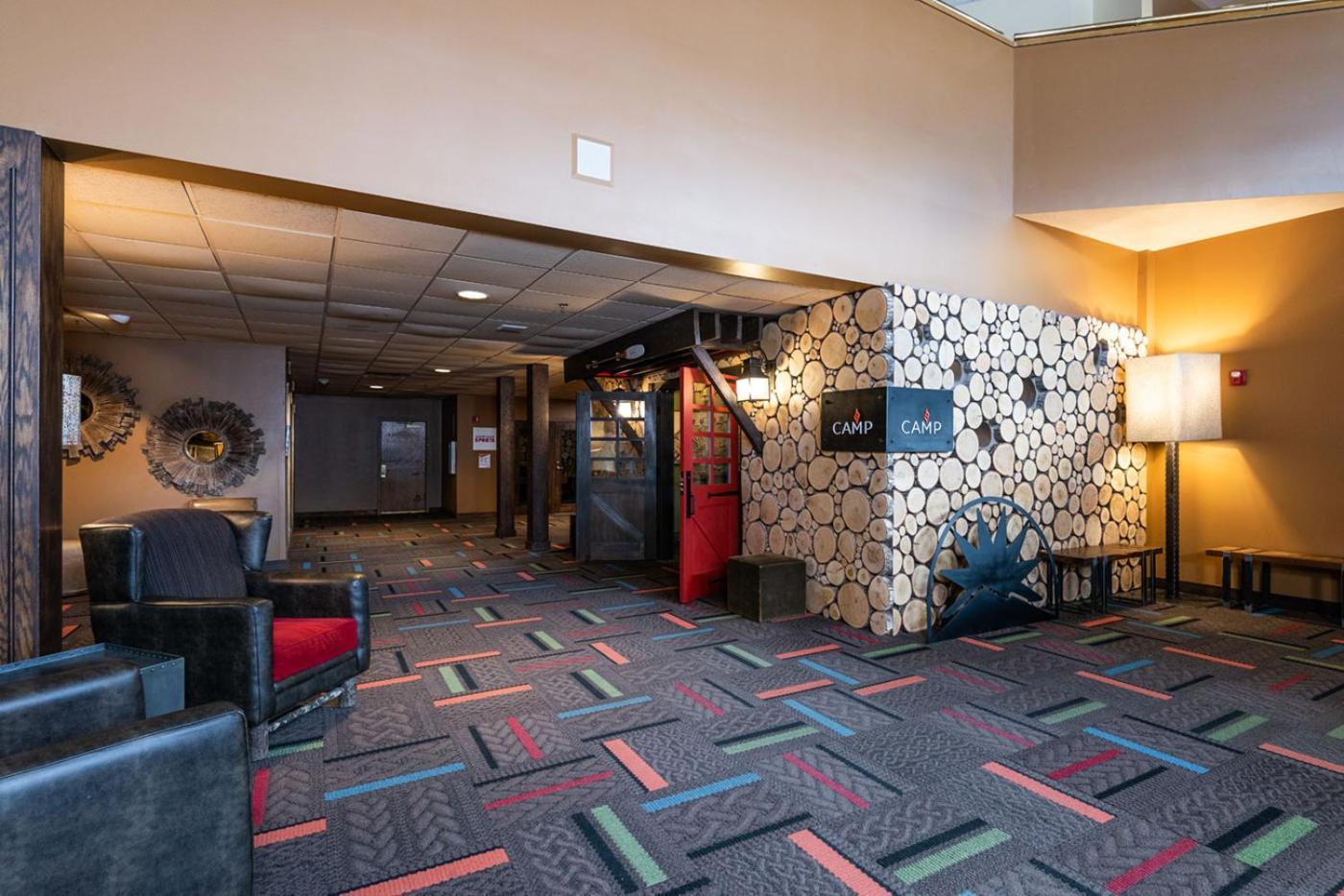 Grand Summit Hotel photo 5