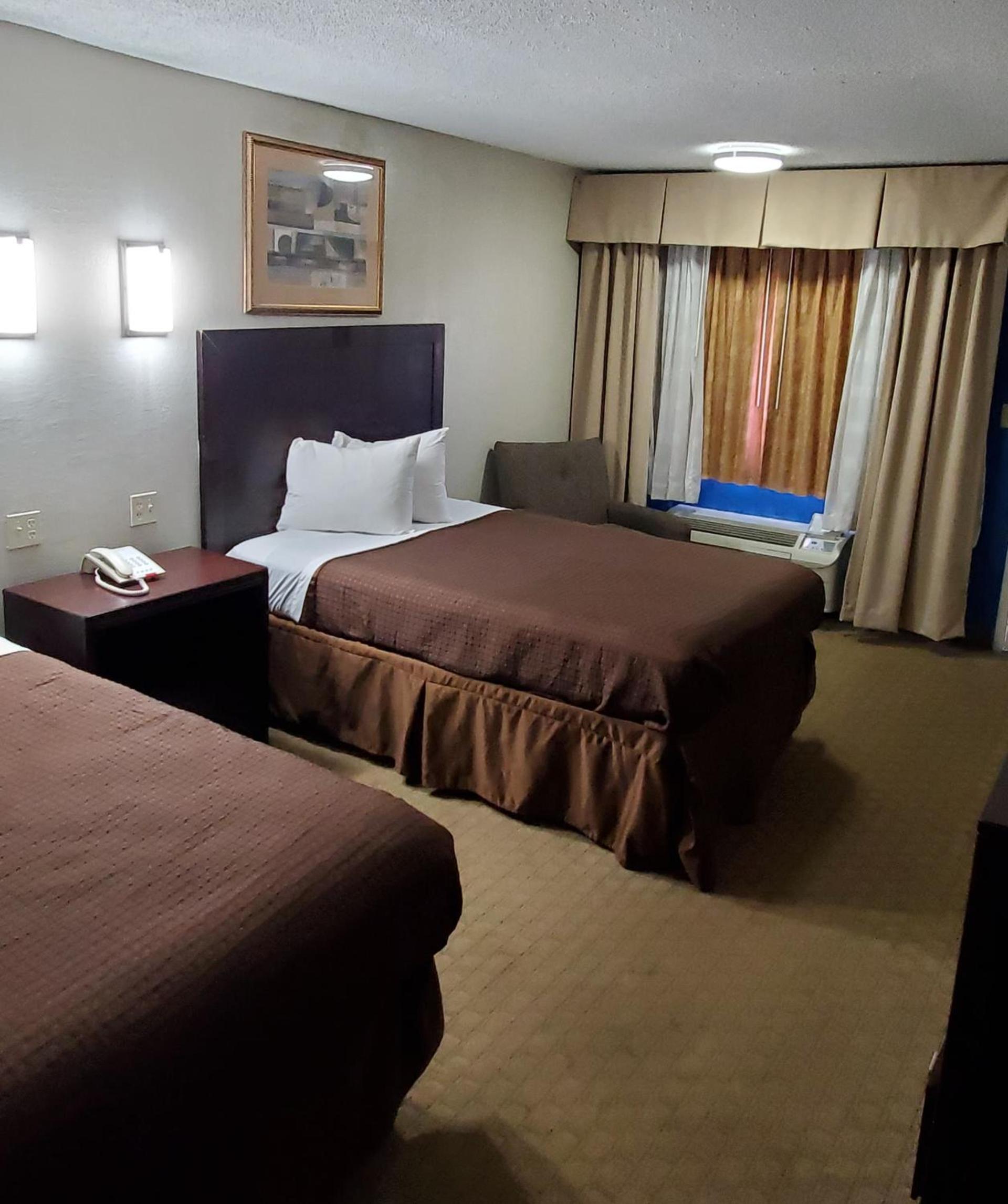 Executive Inn photo 12