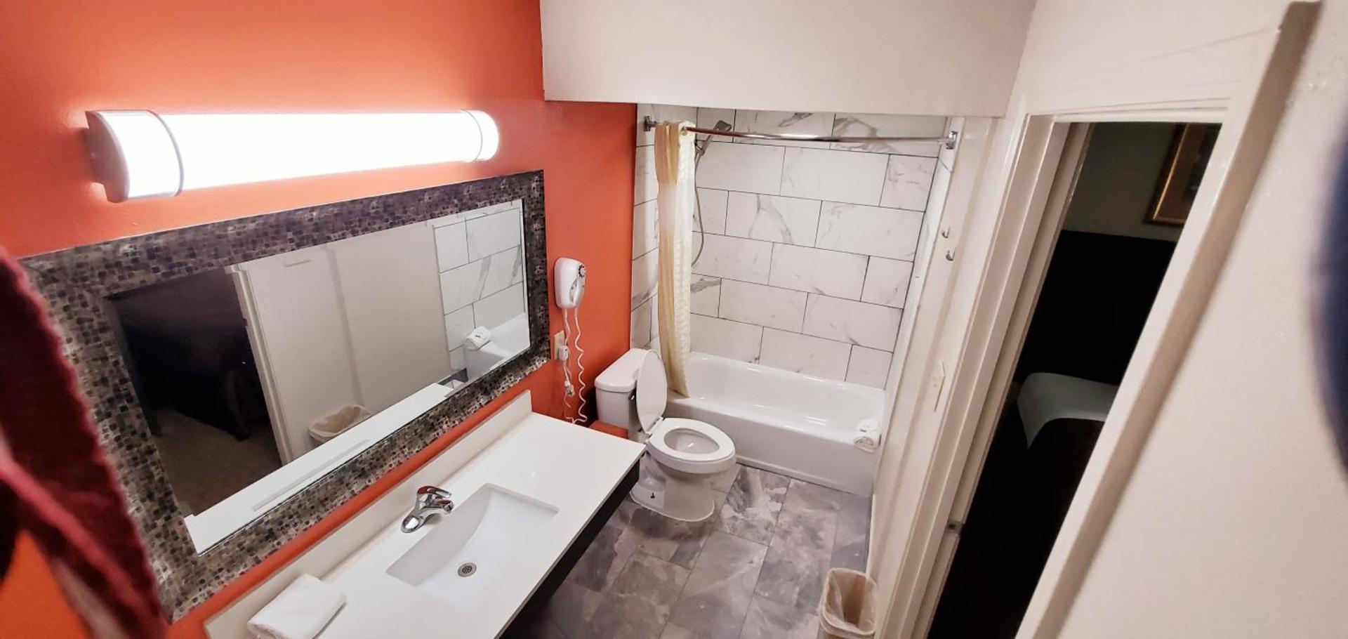 Executive Inn photo 24