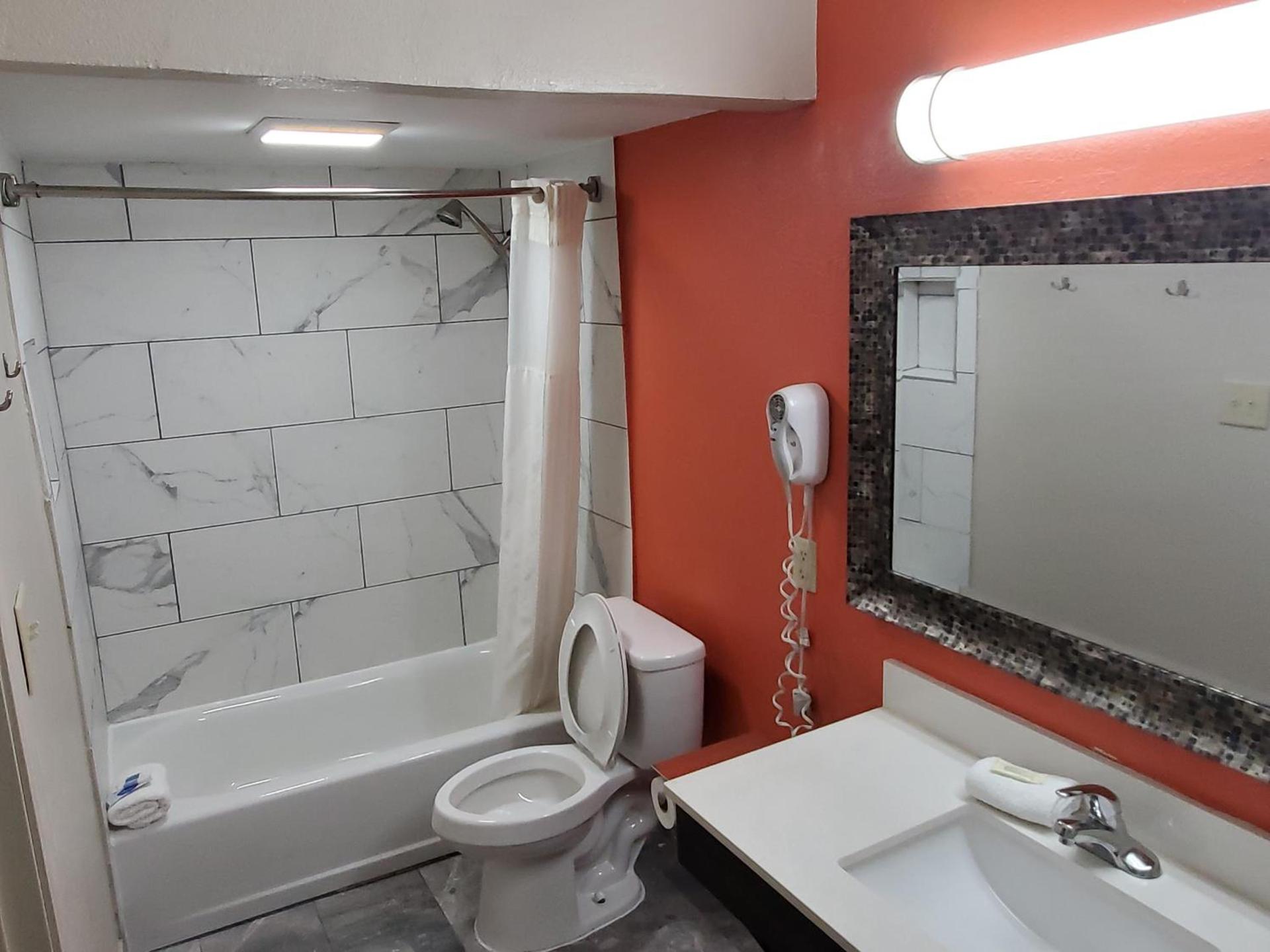 Executive Inn photo 21