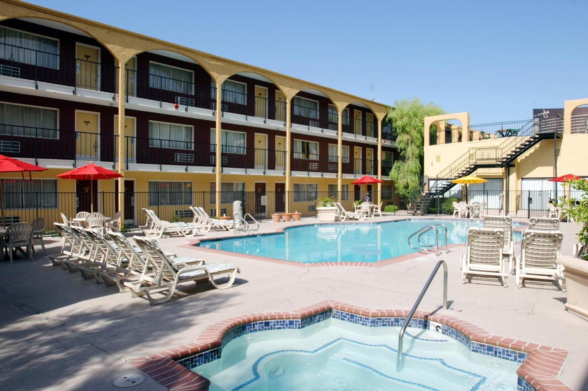 Mardi Gras Hotel & Casino photo 5