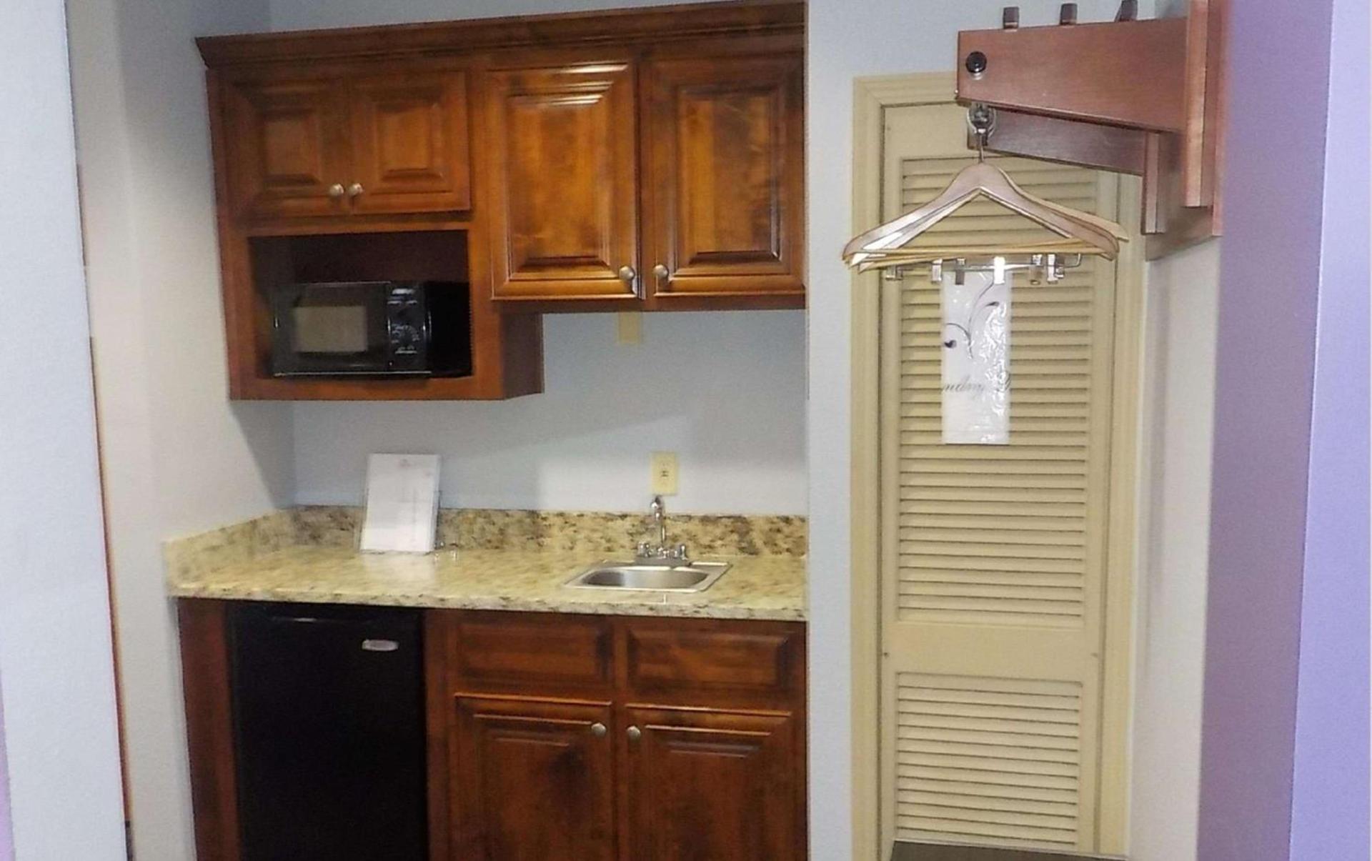 SureStay Plus Hotel by Best Western Warner Robins AFB photo 19