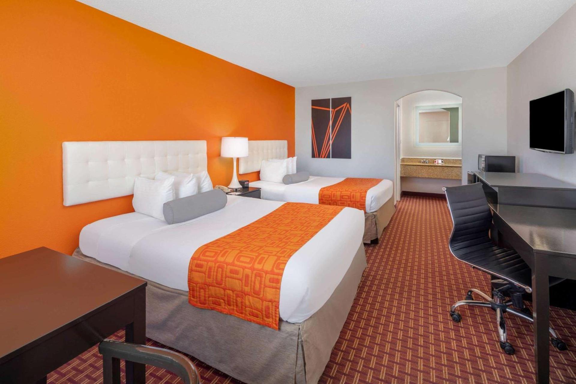 Howard Johnson by Wyndham Rock Hill photo 11