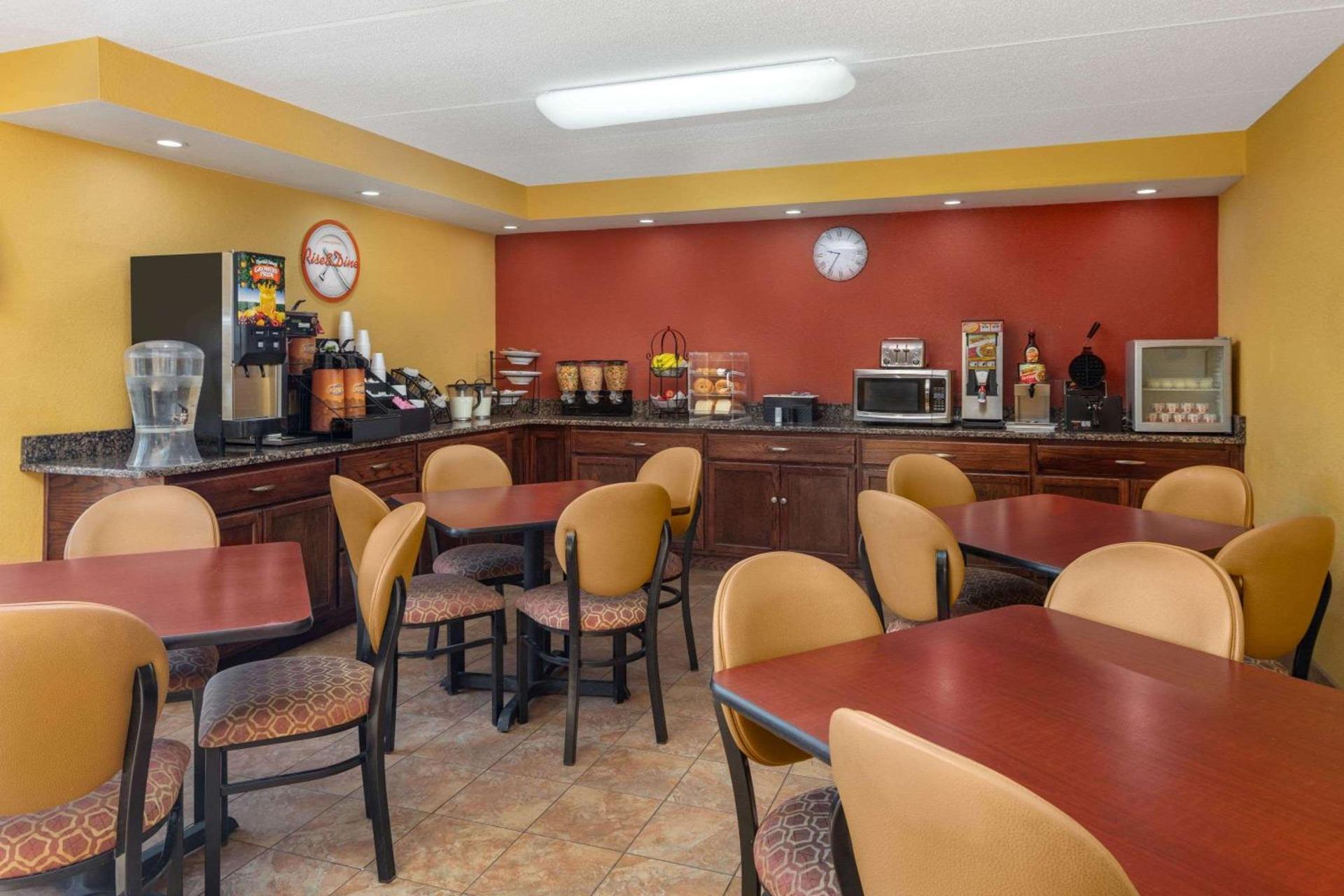 Howard Johnson by Wyndham Rock Hill photo 3