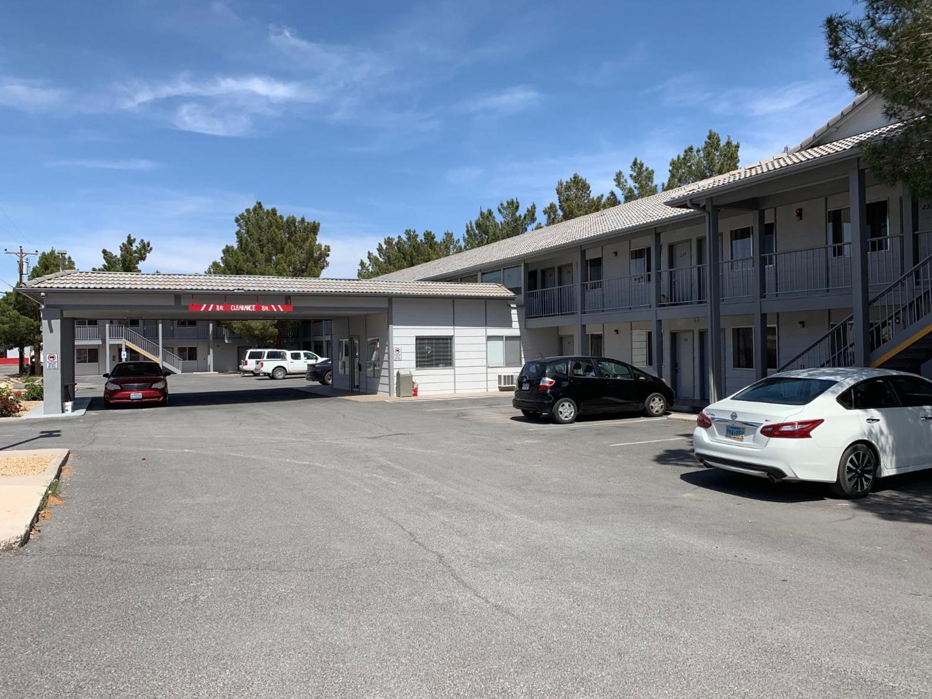 Exchange Club Motel photo 3