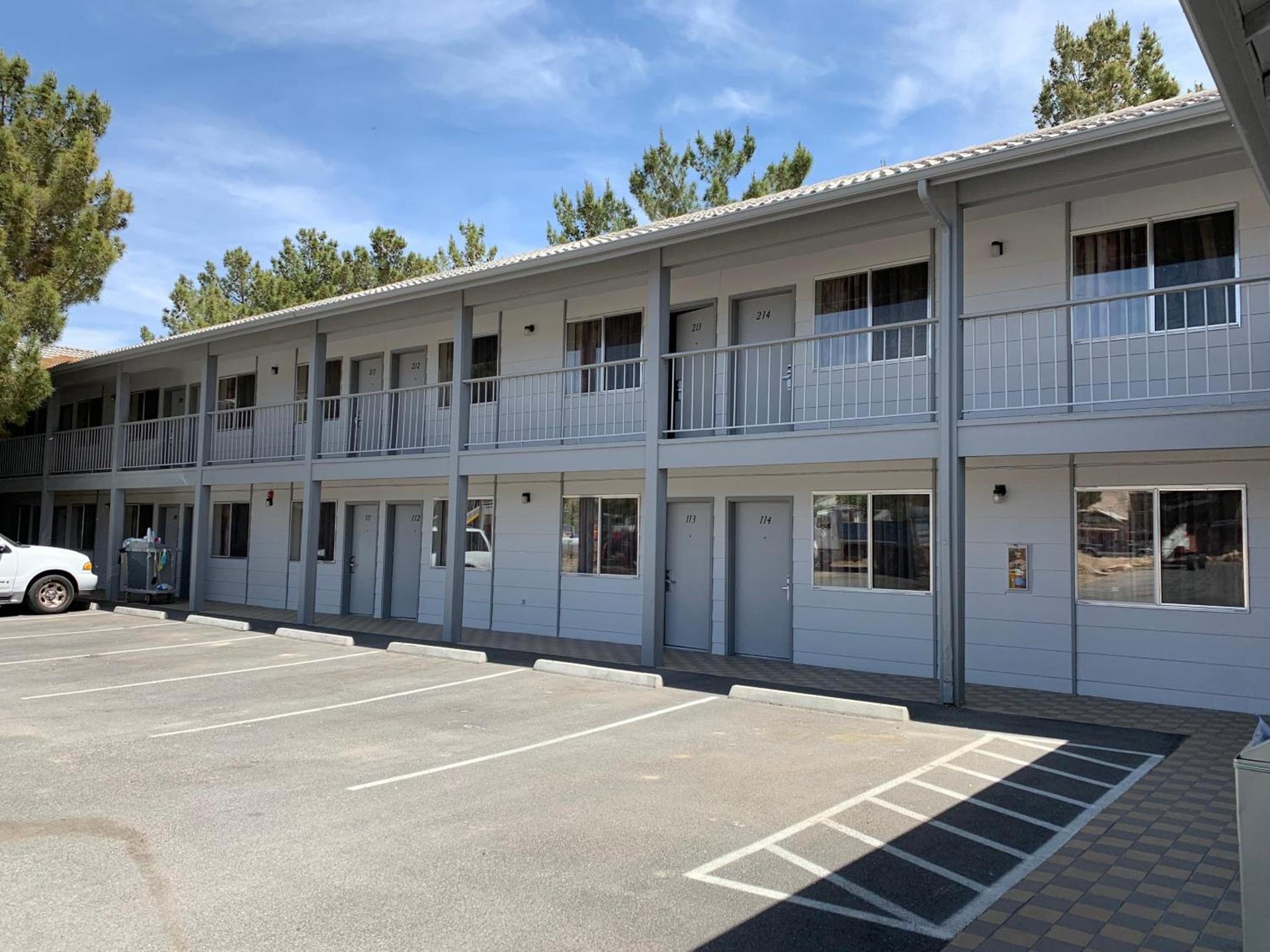 Exchange Club Motel photo 8