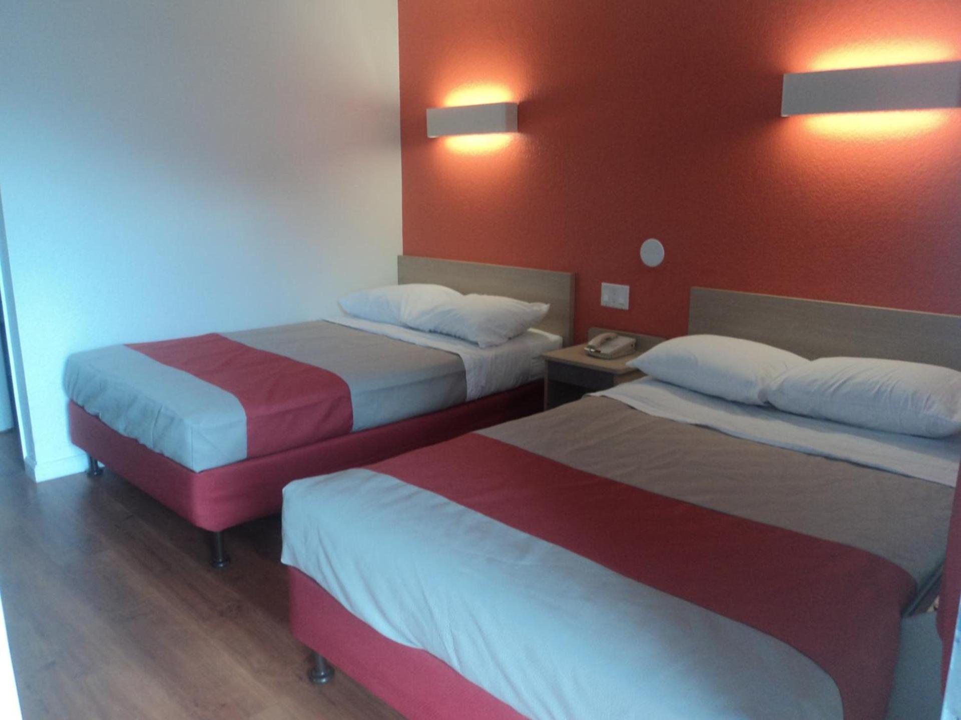 Motel 6 Albuquerque Northeast photo 36
