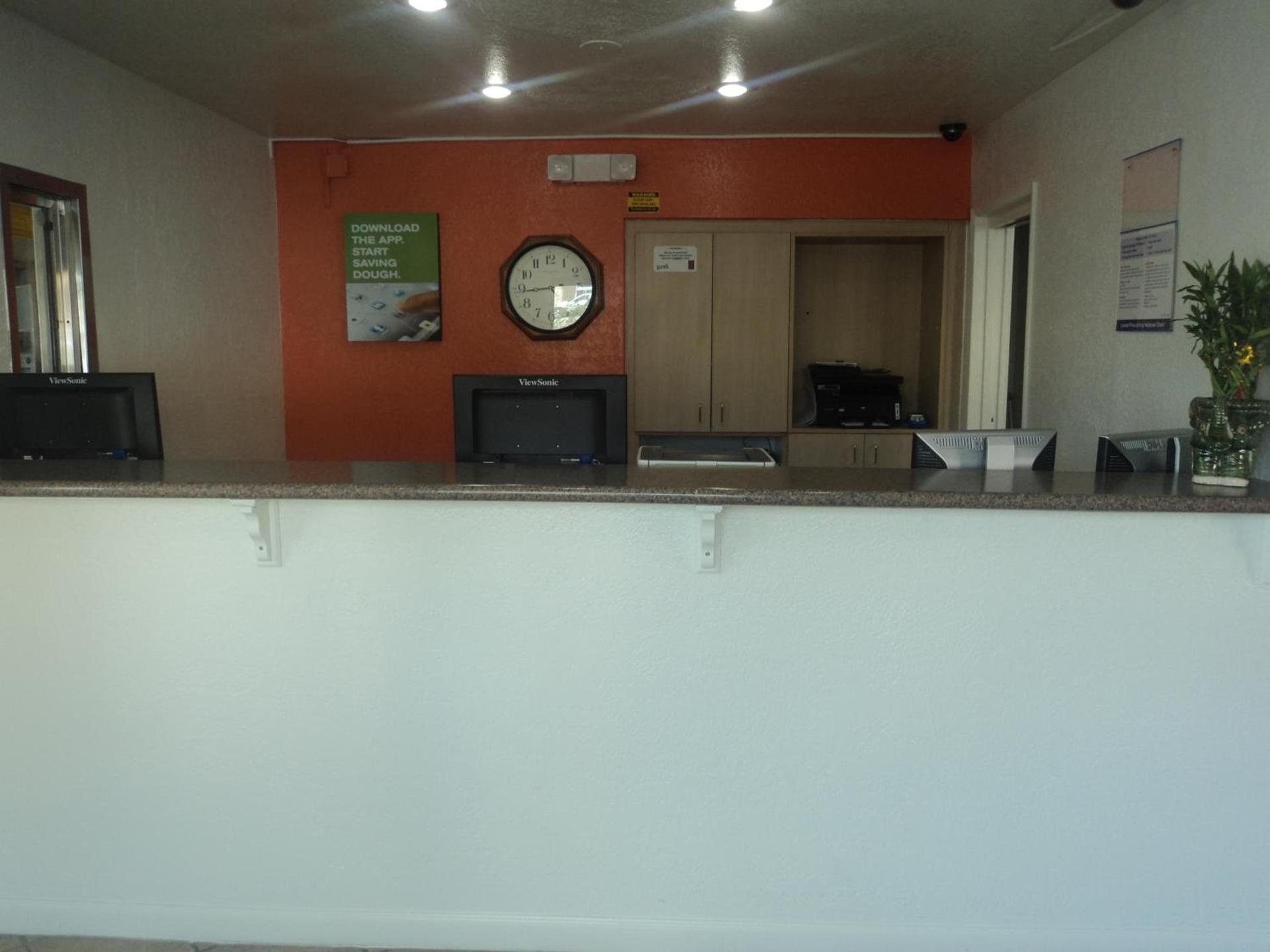 Motel 6 Albuquerque Northeast photo 39