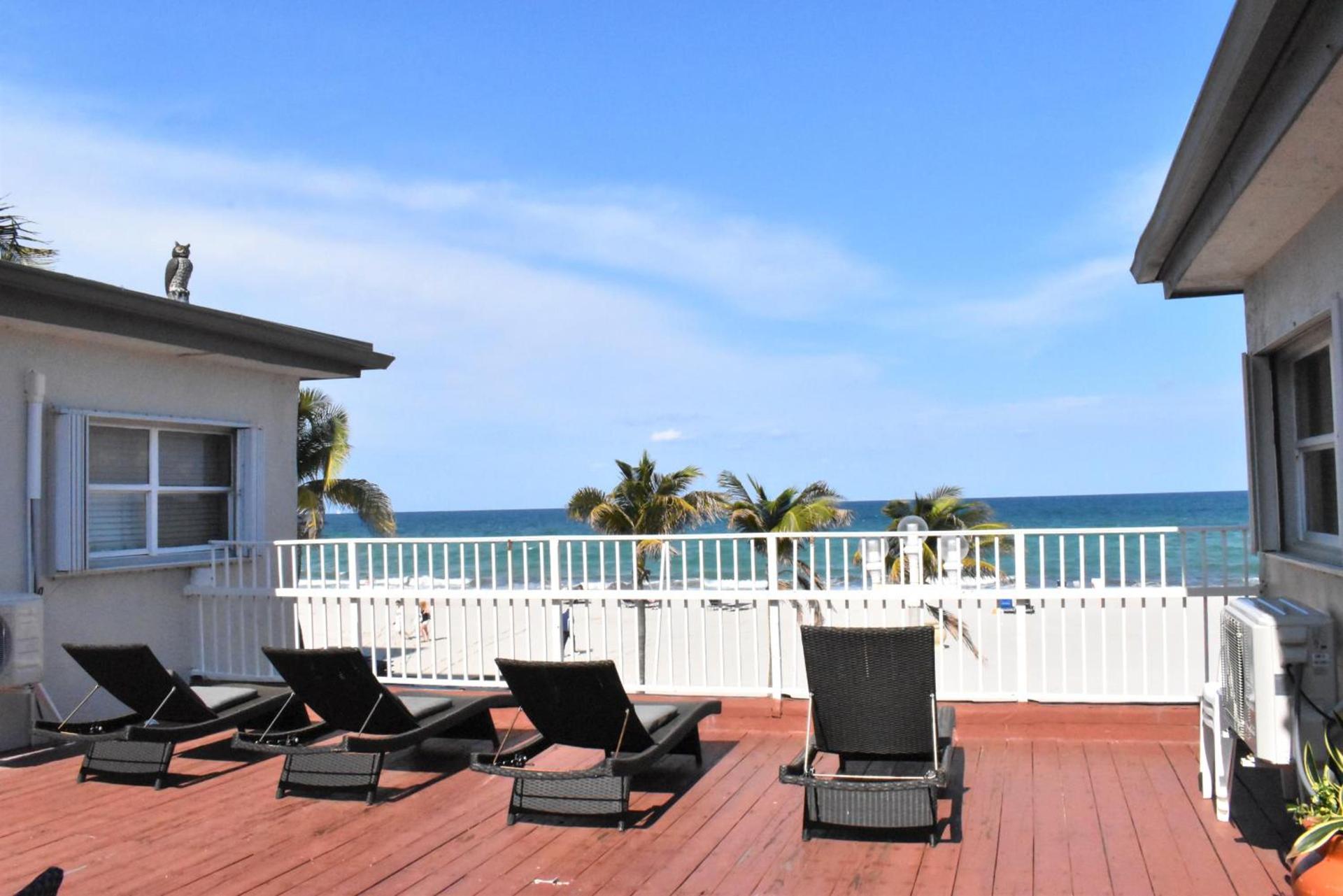 Golden Sand Oceanfront photo 4