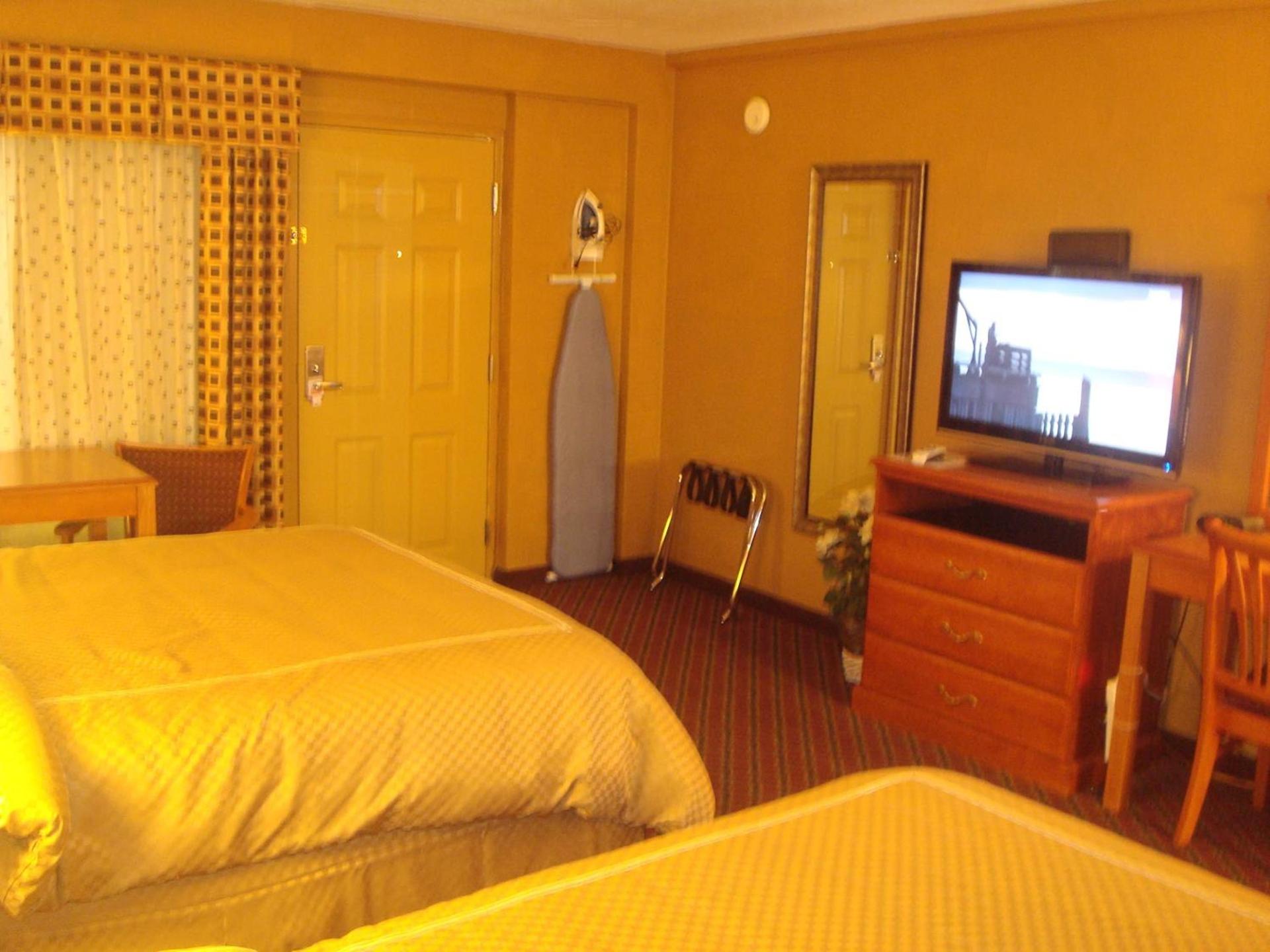Virginia Inn photo 12