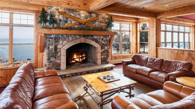 Cove Point Lodge photo 8