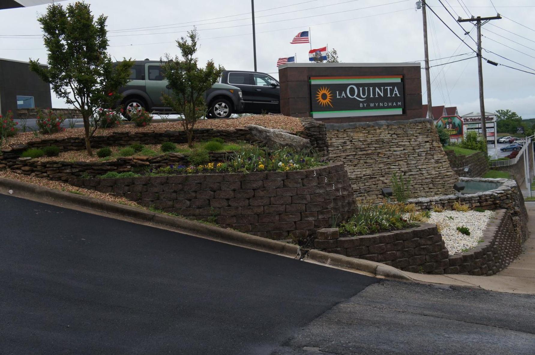 La Quinta by Wyndham Branson photo 11