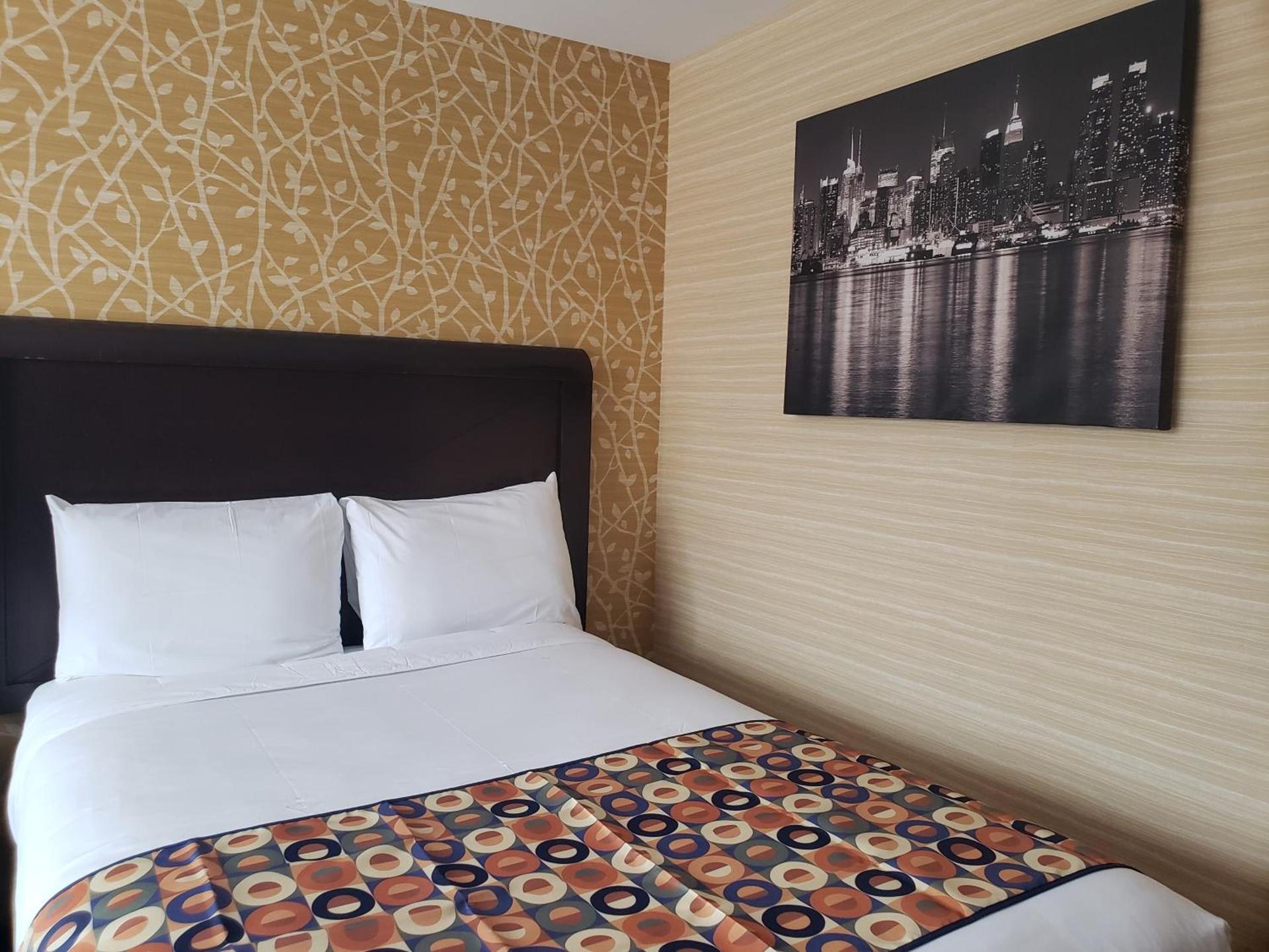 Elmhurst Hotel photo 18
