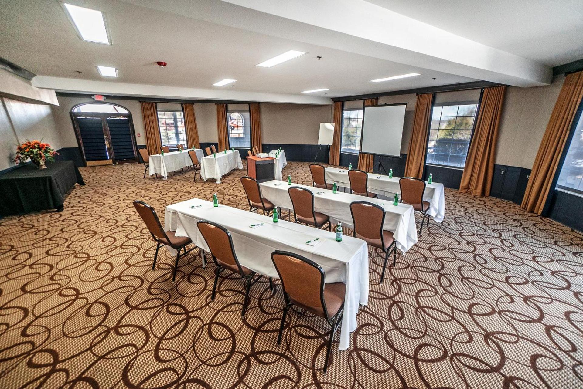 The Stone Castle Hotel & Conference Center photo 17