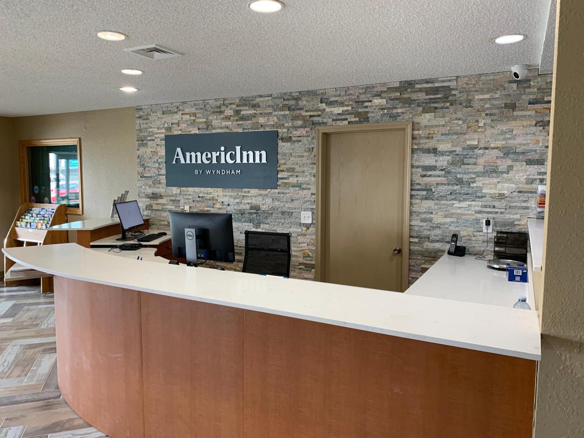 AmericInn by Wyndham Prairie du Chien photo 13