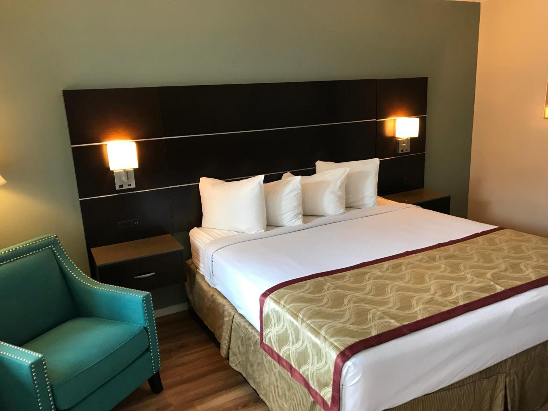 Olive Tree Inn & Suites, a Howard Johnson by Wyndham photo 55