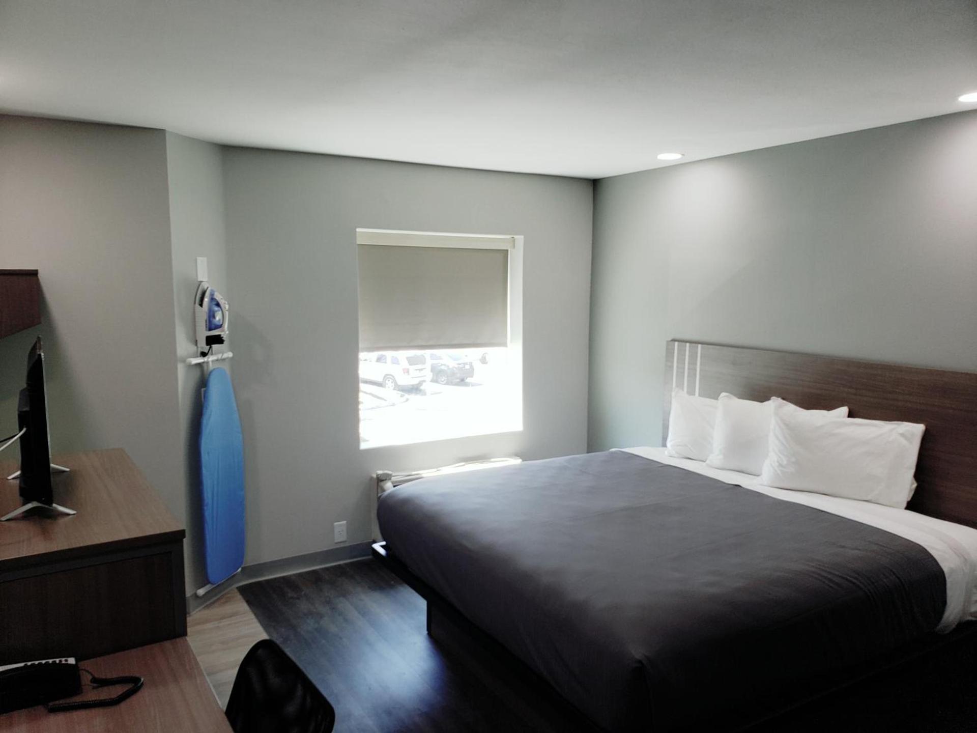 Hathaway Inn photo 9