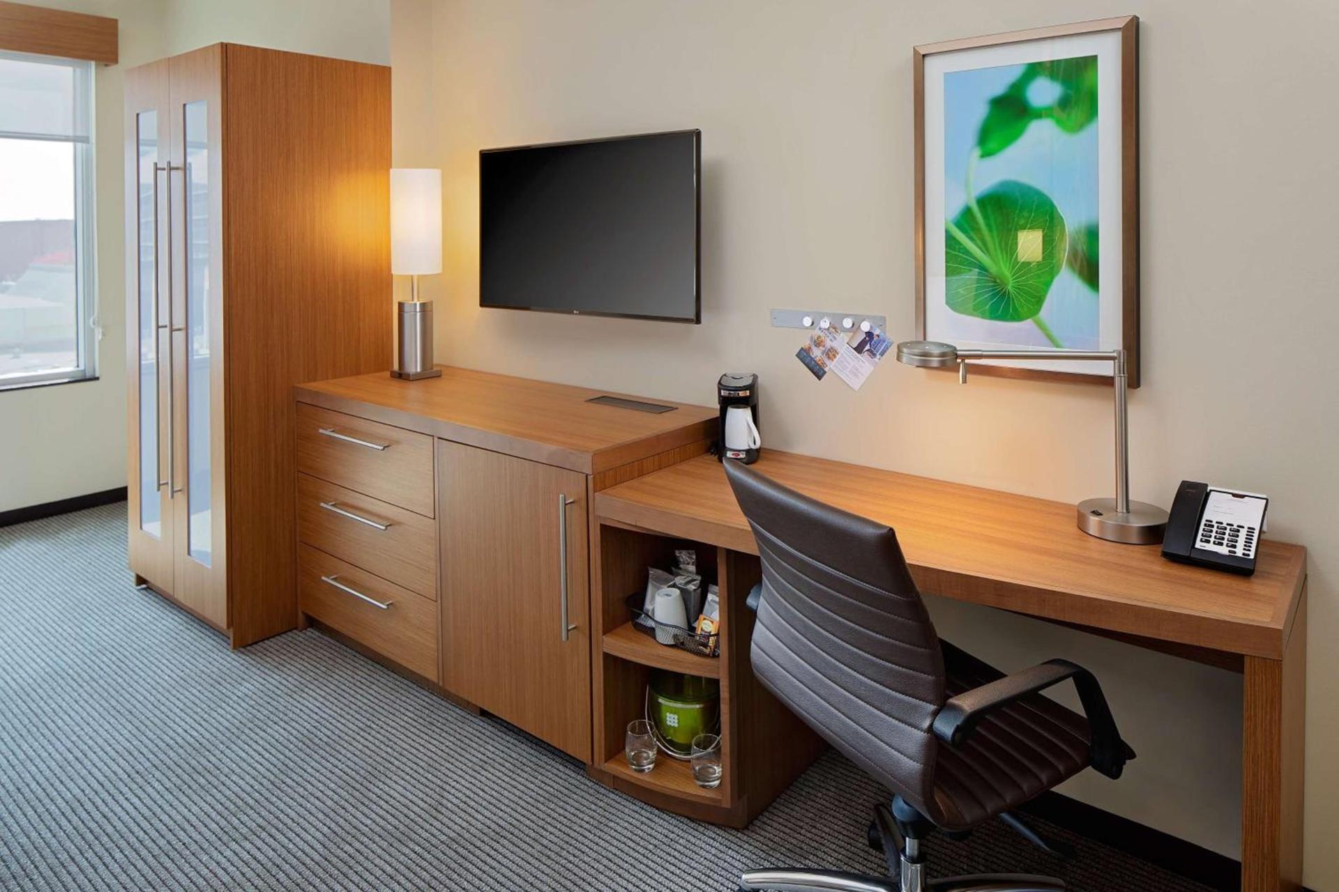 Hyatt Place Glendale/Los Angeles photo 24