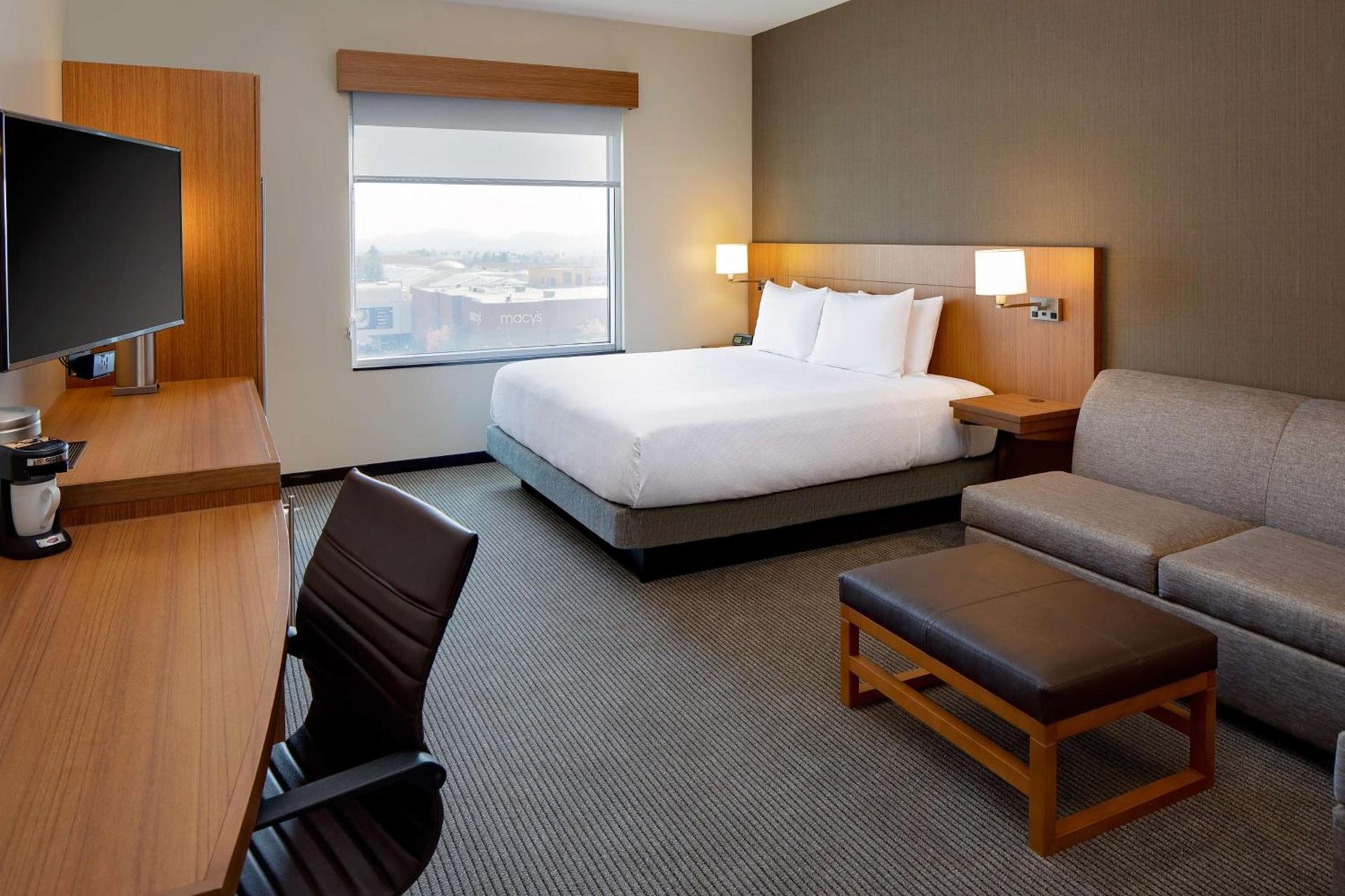 Hyatt Place Glendale/Los Angeles photo 9