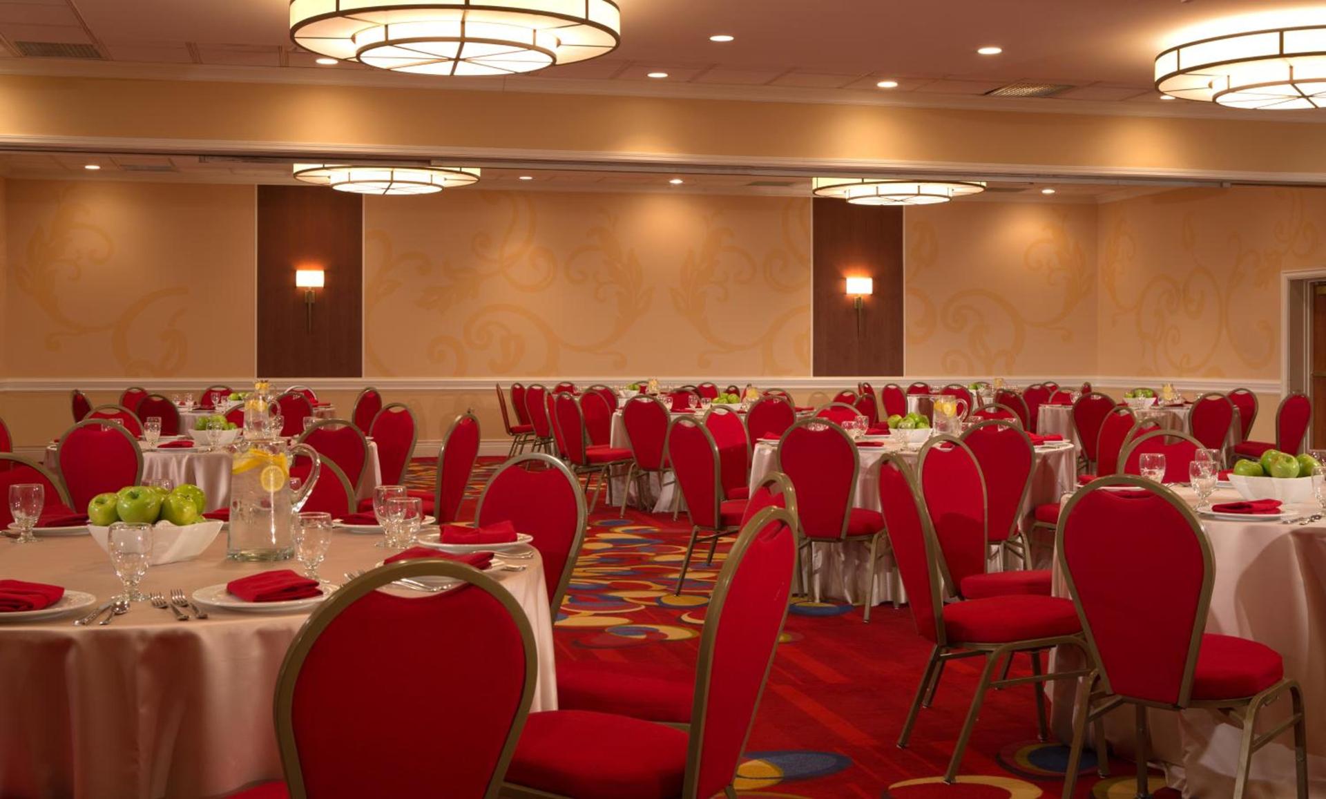 Wyndham Cleveland Airport photo 13