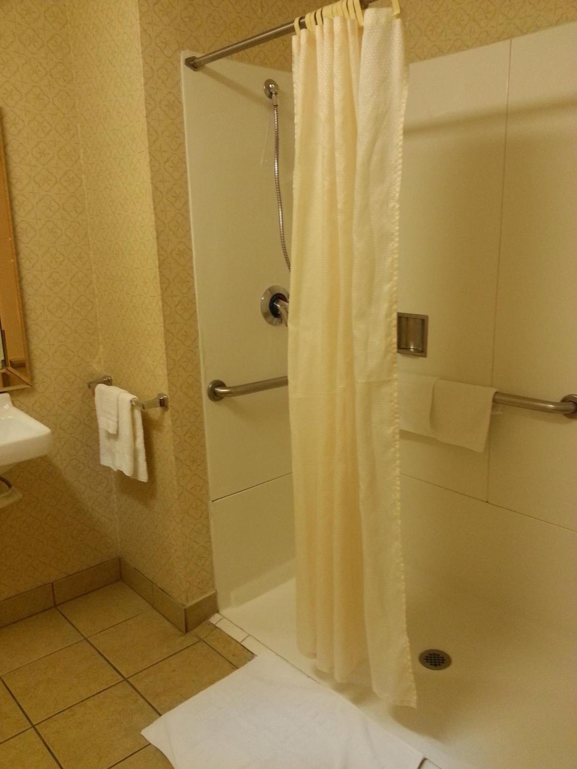 Americas Best Value Inn Westmorland photo 16