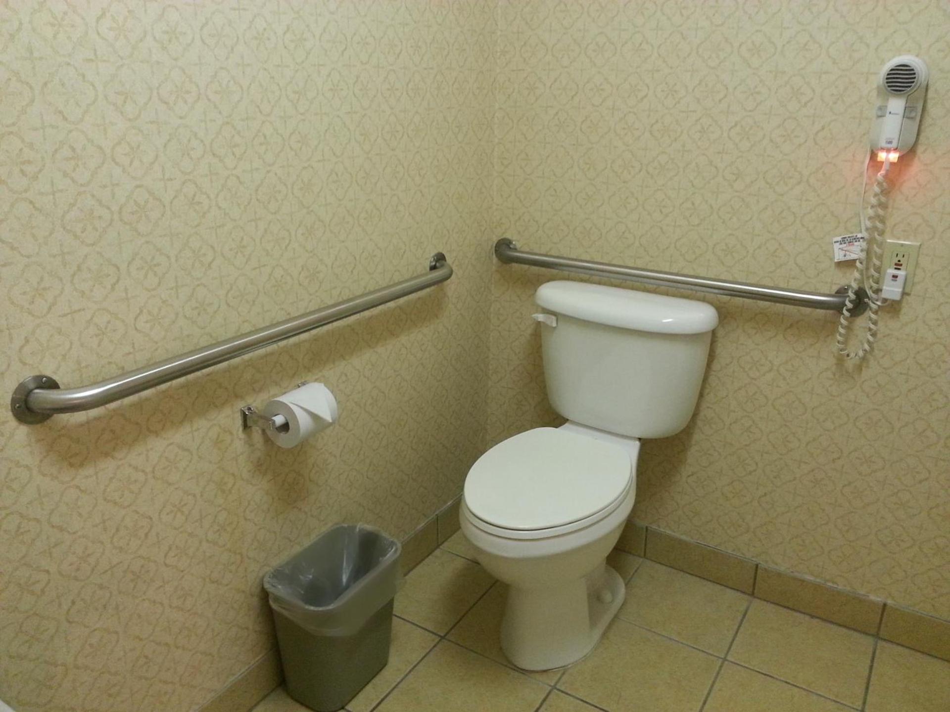 Americas Best Value Inn Westmorland photo 18