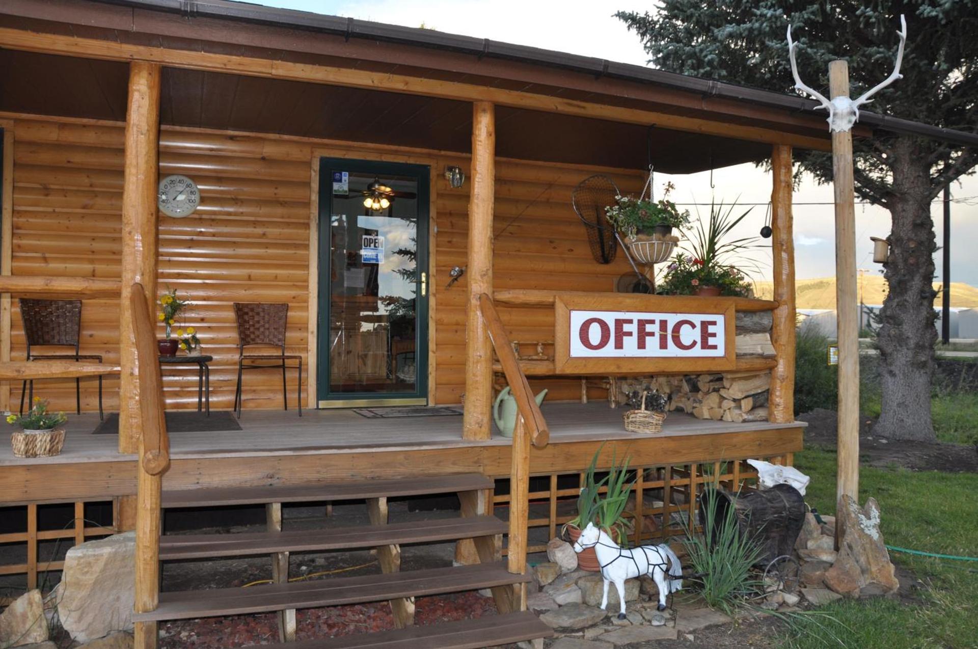 Long Holiday Motel photo 8