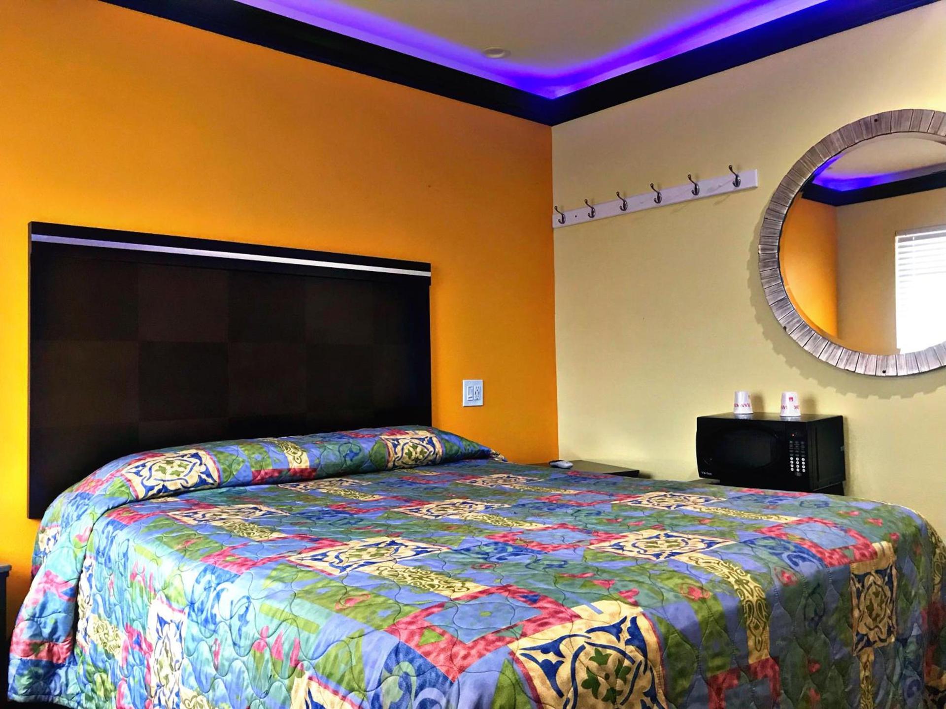 Central Inn Motel photo 15
