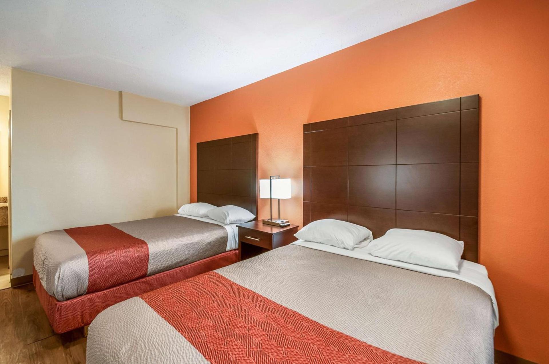 Motel 6-Washington, DC - Convention Center photo 14
