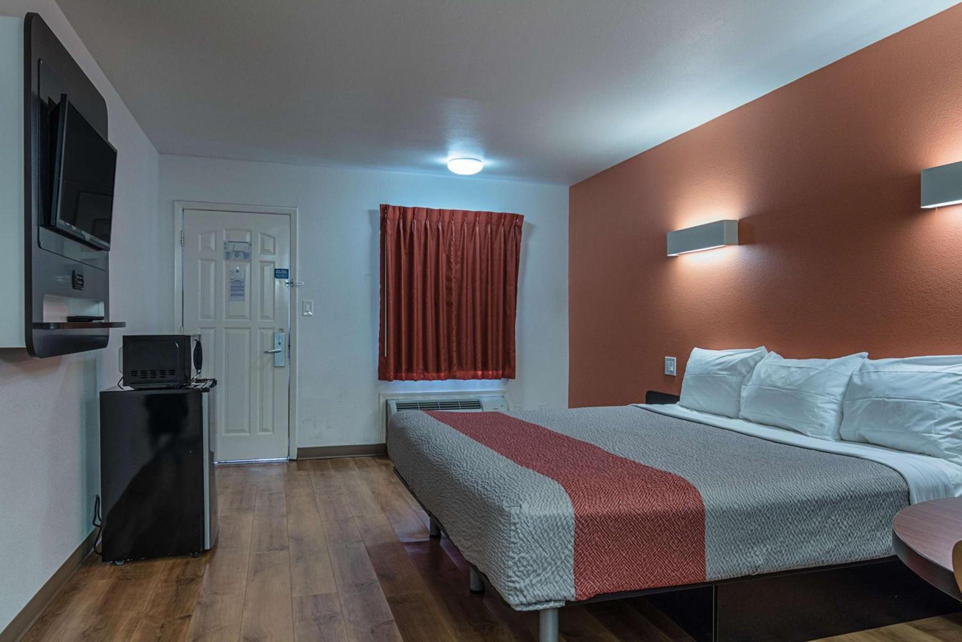 Motel 6-Texarkana, AR photo 11