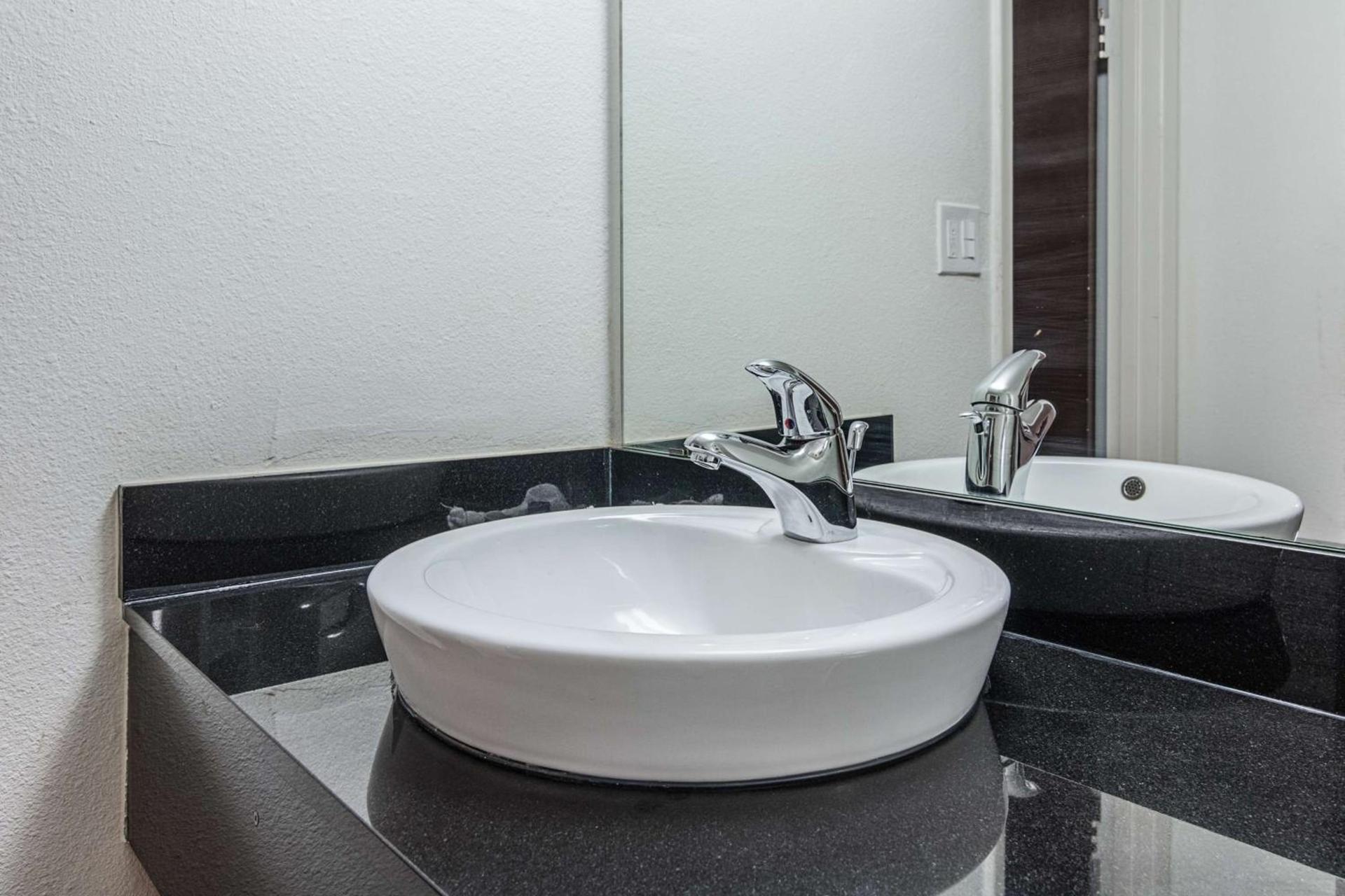 Motel 6-Texarkana, AR photo 21