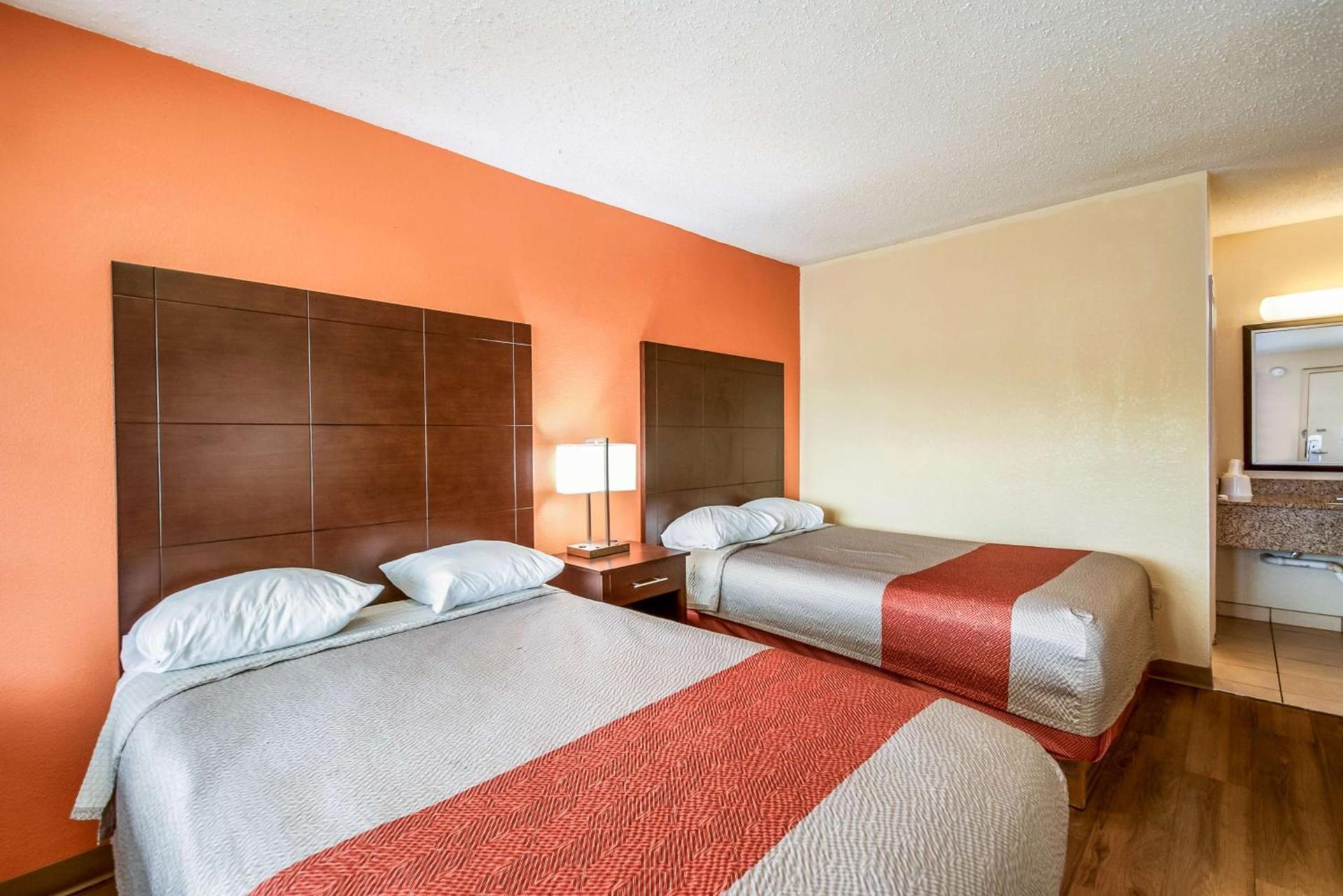 Motel 6-Washington, DC - Convention Center photo 21