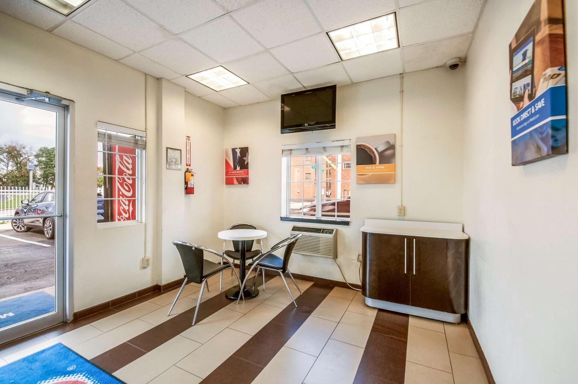 Motel 6-Washington, DC - Convention Center photo 22