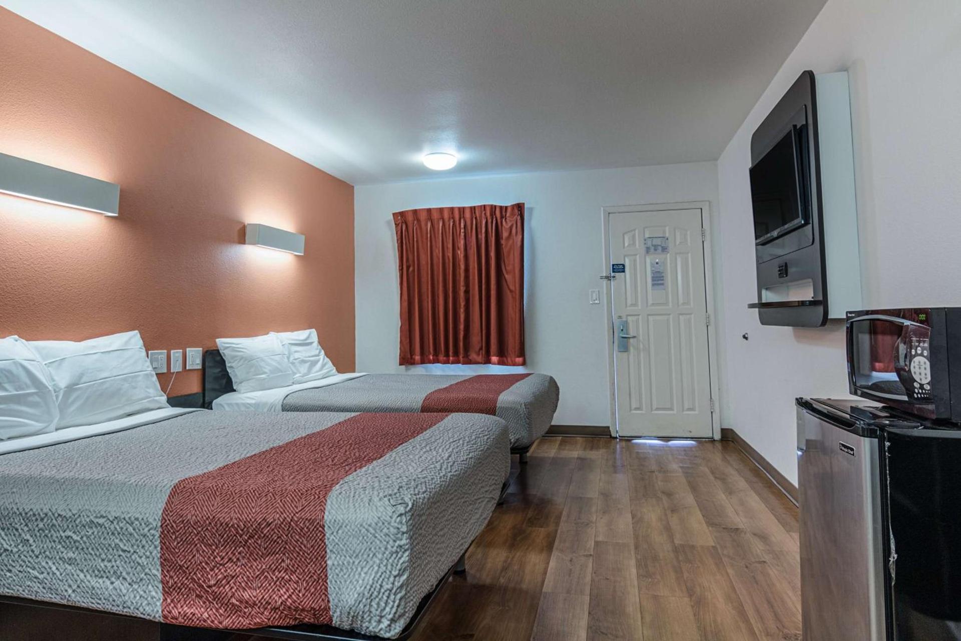 Motel 6-Texarkana, AR photo 16
