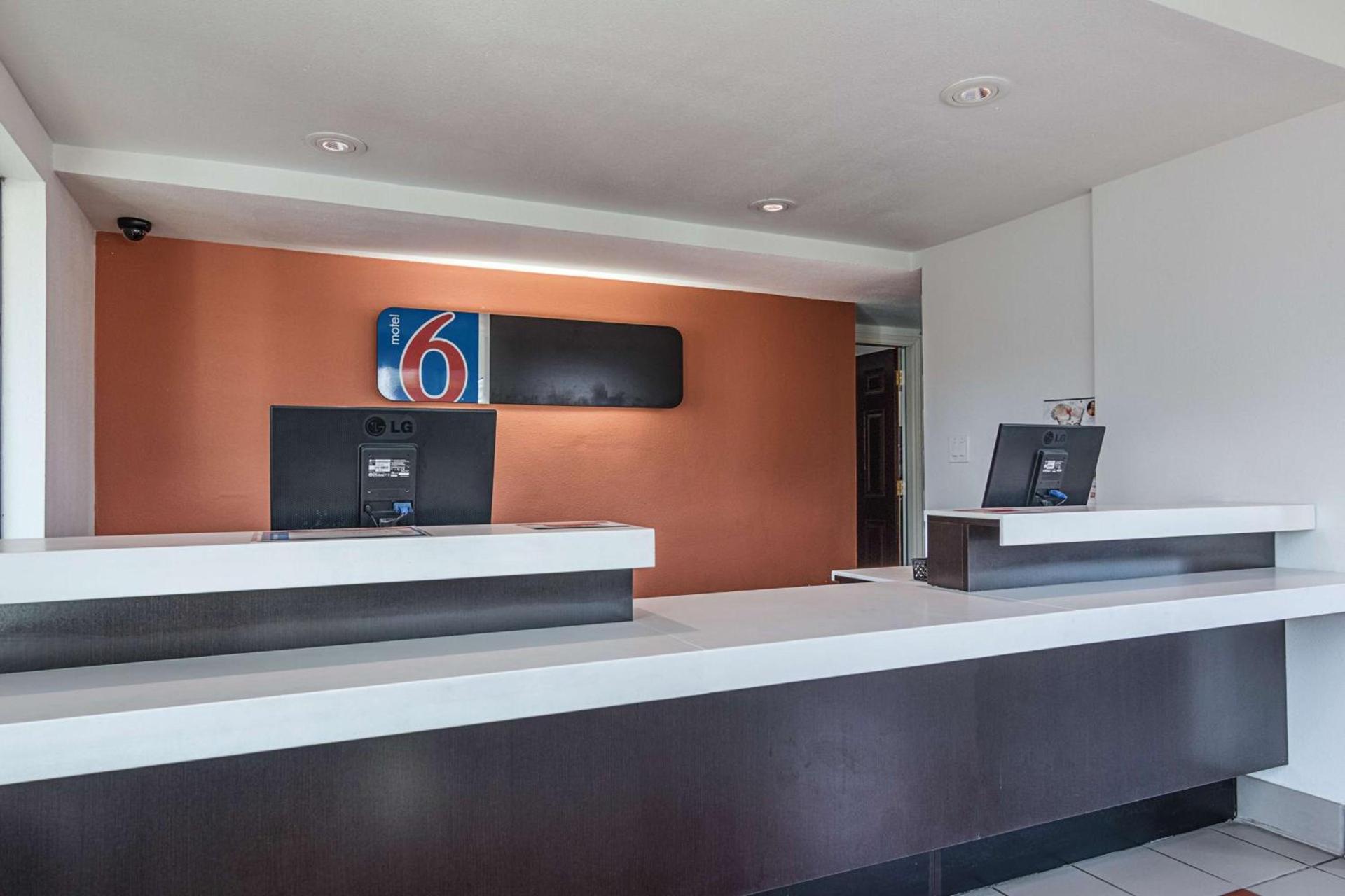 Motel 6-Texarkana, AR photo 30