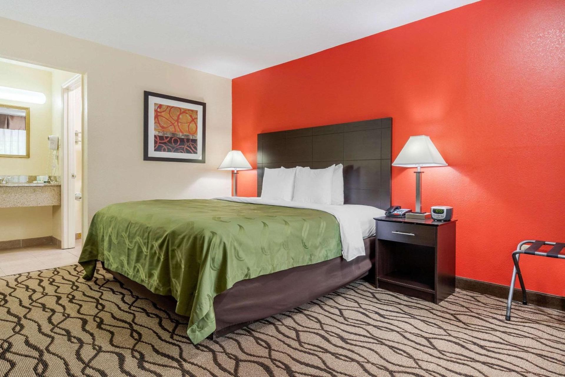 Quality Inn & Suites Lexington photo 10
