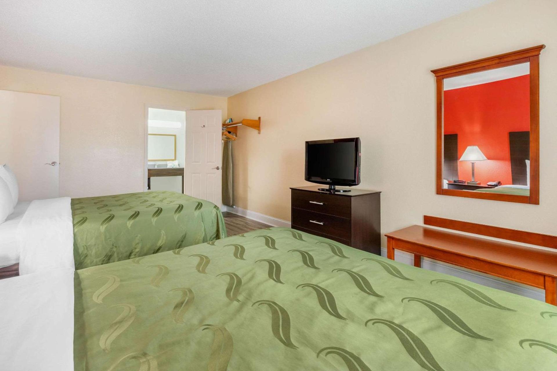 Quality Inn & Suites Lexington photo 18