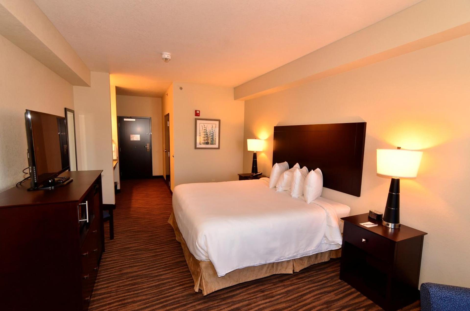 Cobblestone Inn & Suites - Holstein photo 29
